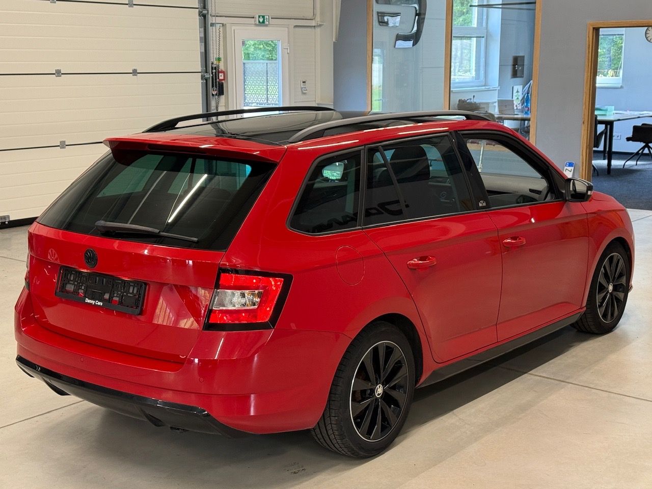 Škoda Fabia, COMBi 1,2 TSI MONTE CARLO - fotka 2