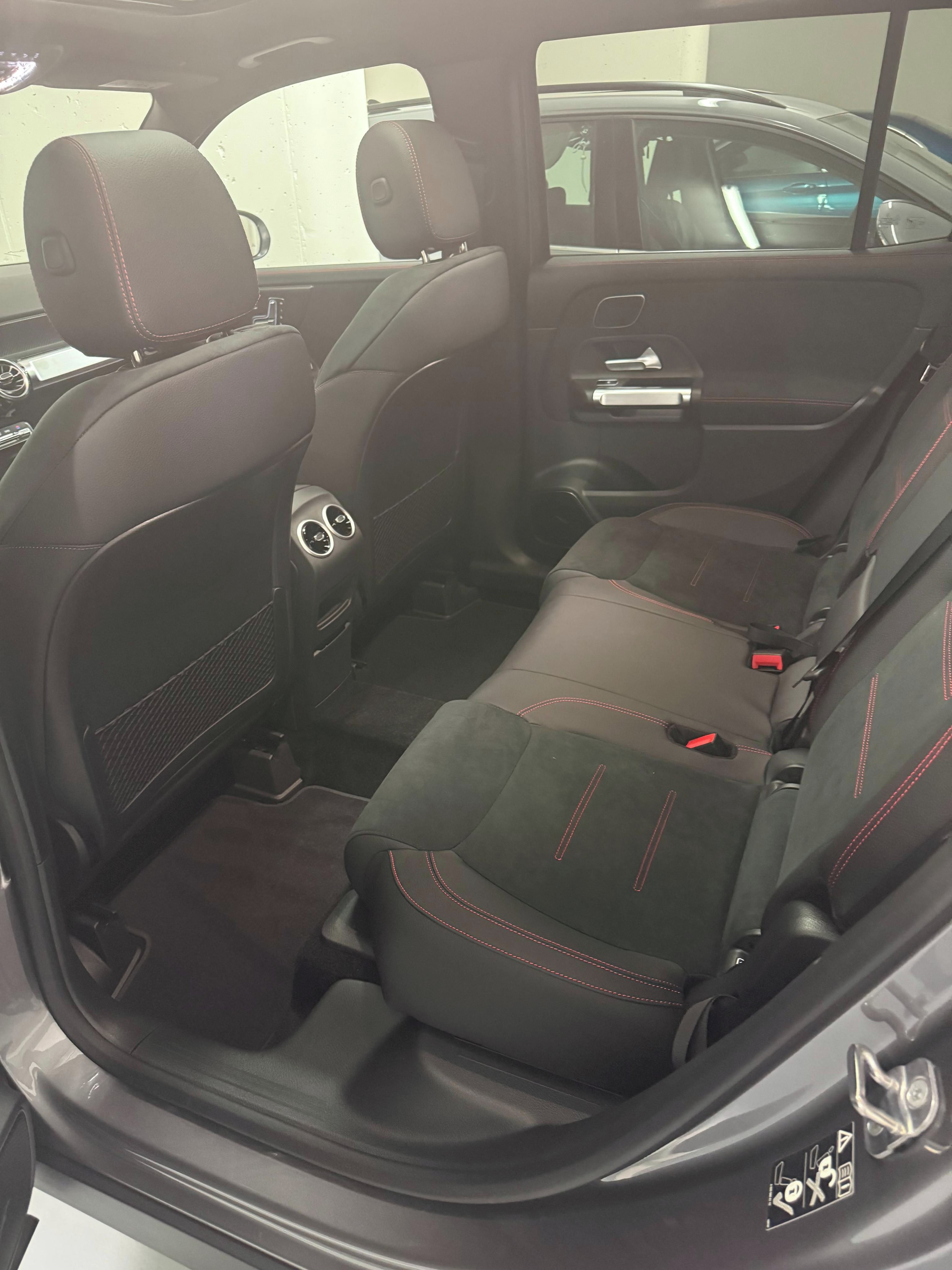 Mercedes-Benz GLB, Mercedes GLB, AMG line 200D 4M - fotka 3