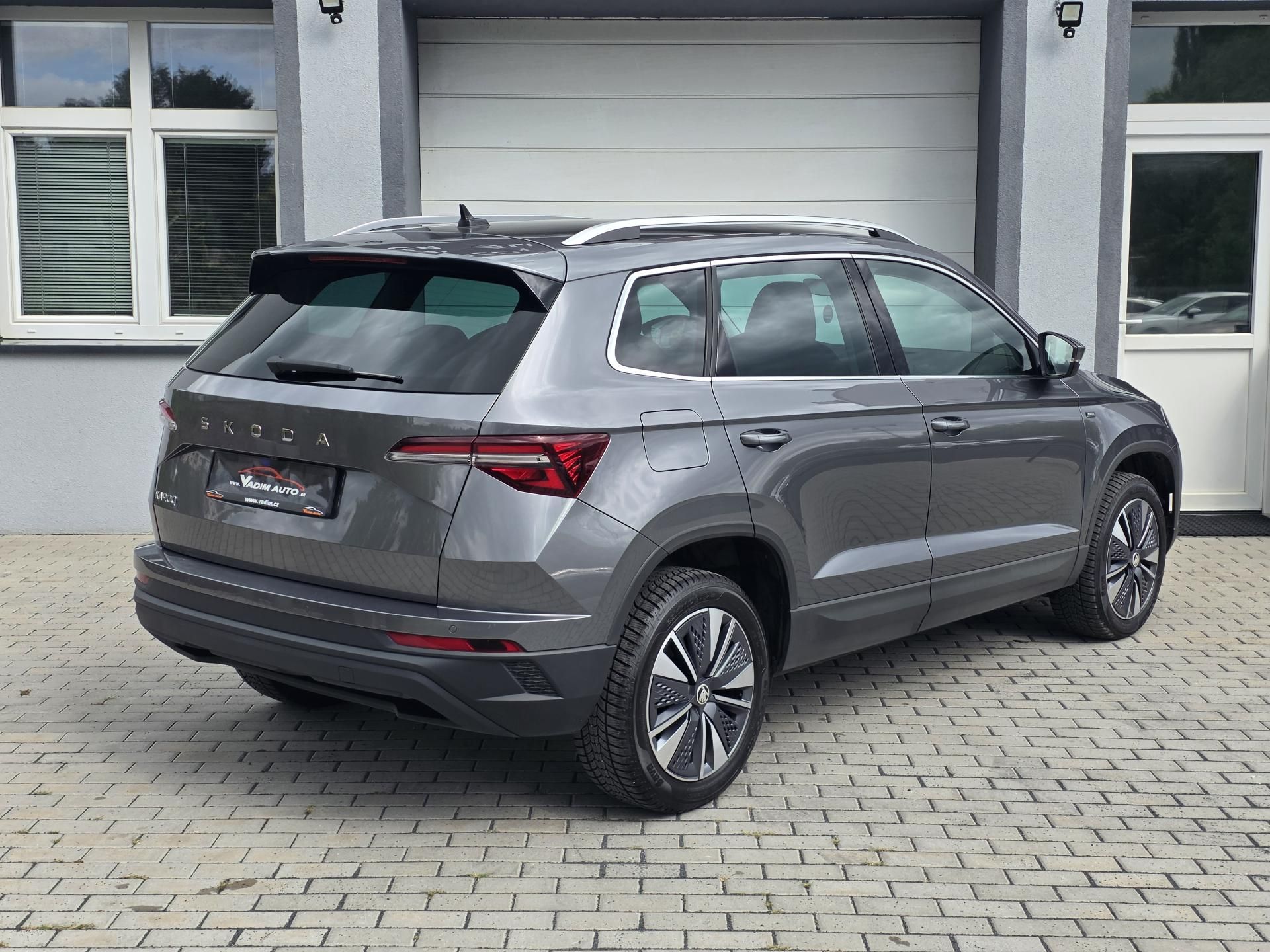 Škoda Karoq, 1.5TSI 110kW DSG DRIVE ČR NOVÉ - fotka 3