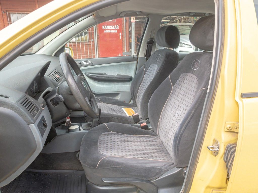 Škoda Fabia, ČR 1.4i 44KW – 3/2028 - fotka 6
