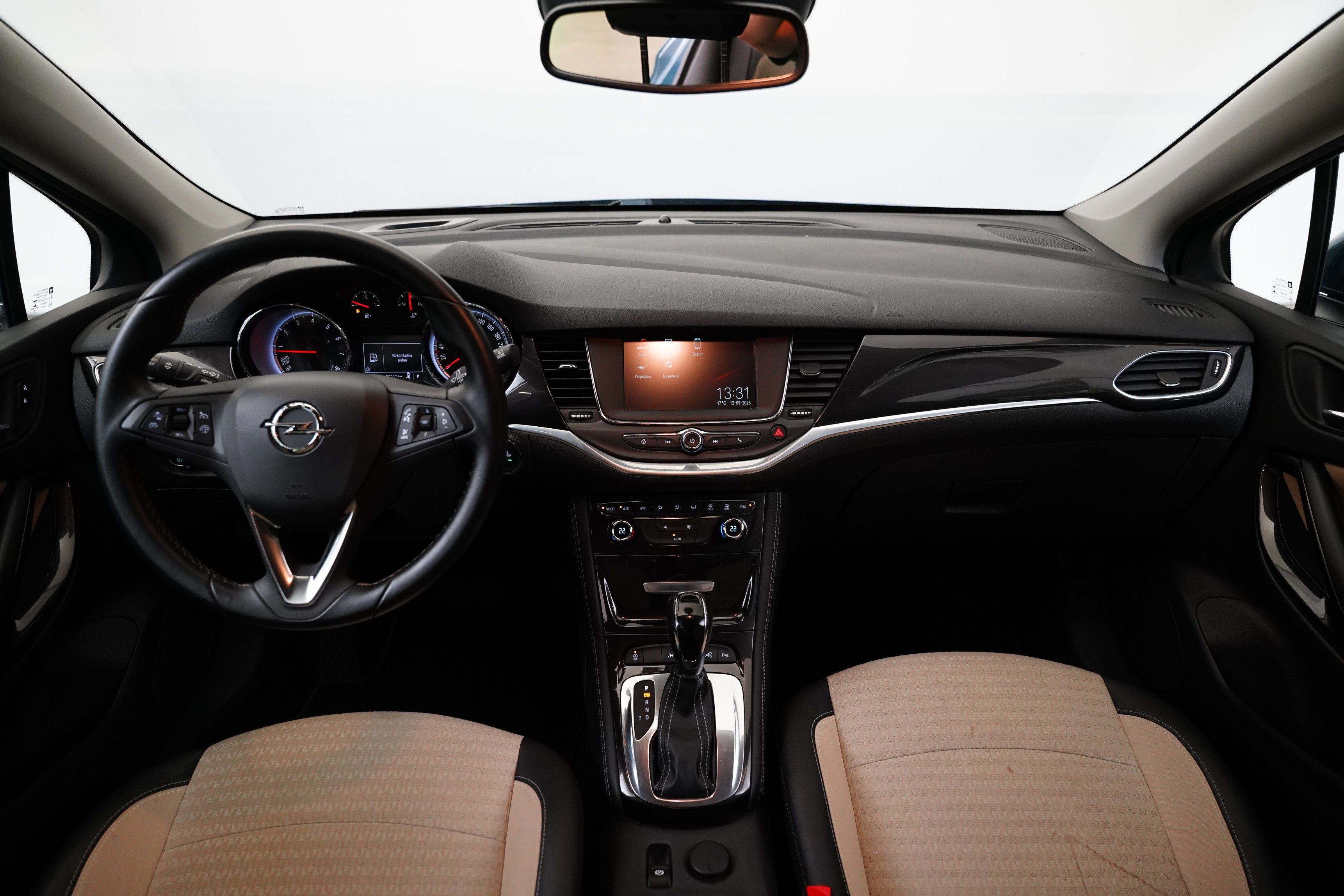 Opel Astra, 1.4 Turbo 110 kW Dynamic - fotka 5