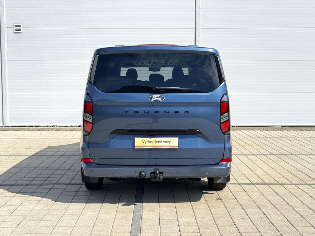 Ford Tourneo Custom, Titanium L2 2.0 EcoBlue 125 kW - fotka 6