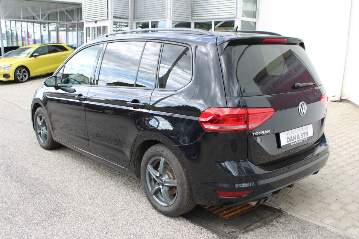 Volkswagen Touran, 1,4 TSI Comfortline - fotka 4