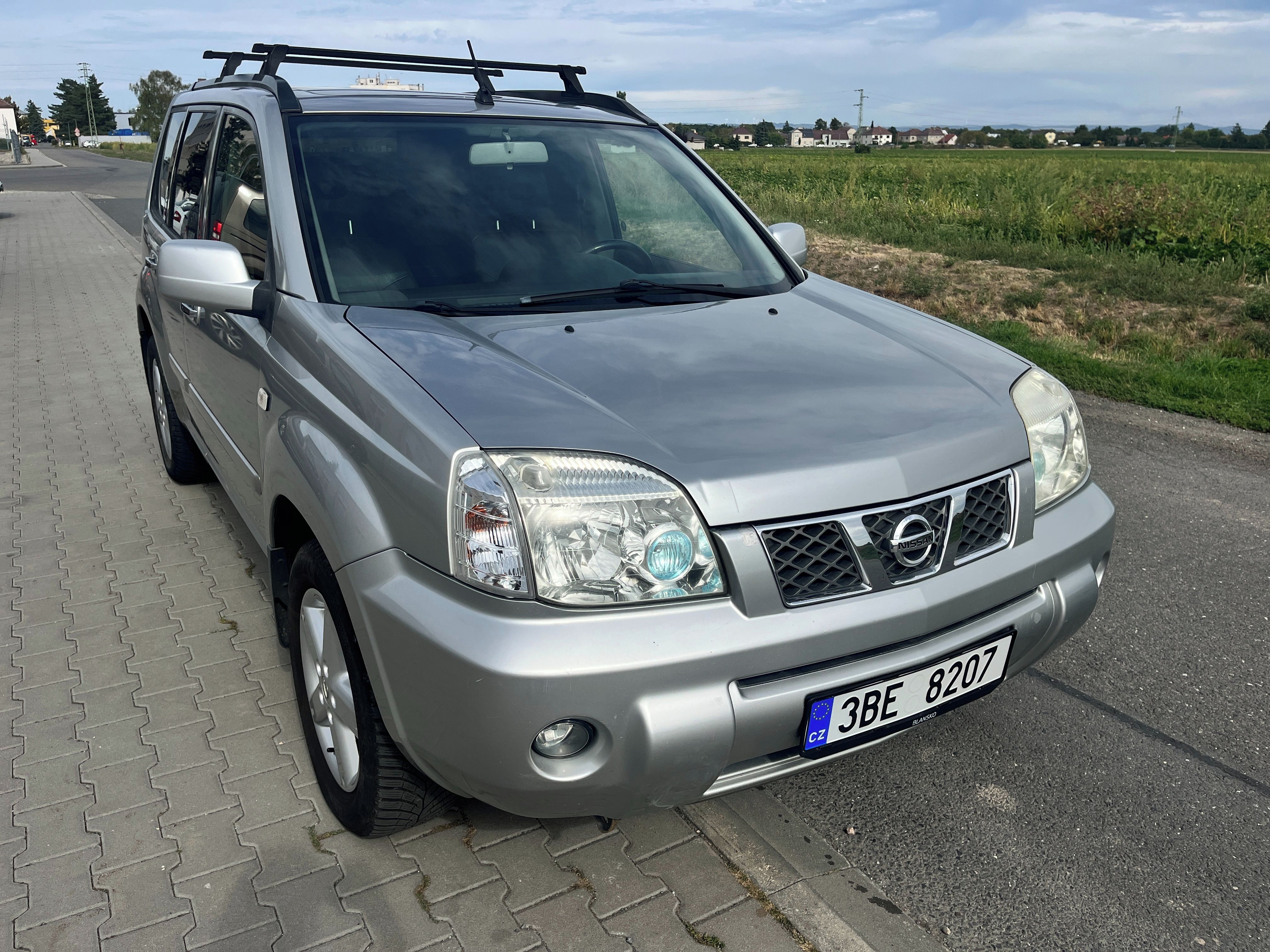 Nissan X-Trail, 2.2 dci 100kW - fotka 5