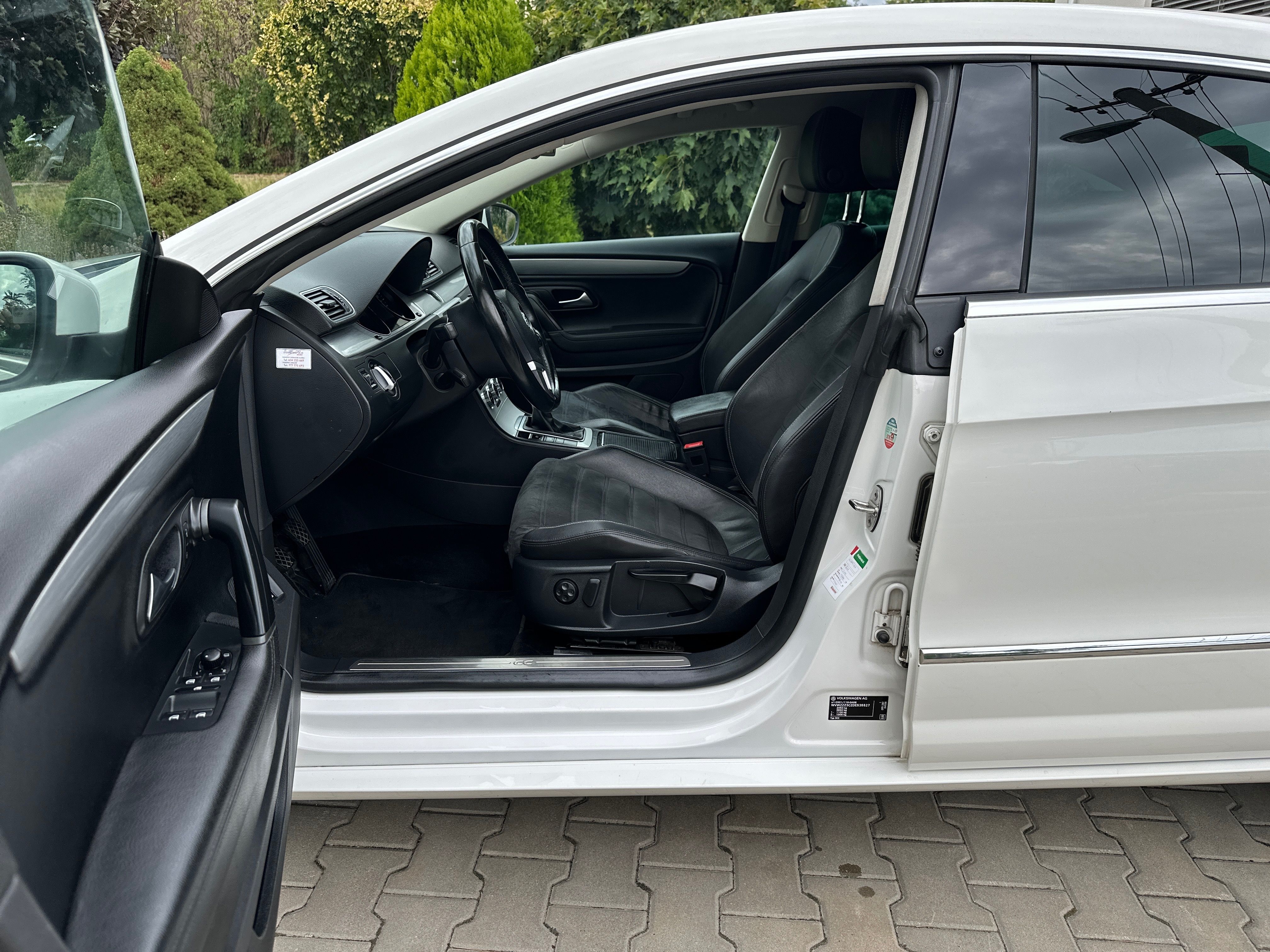 Volkswagen CC, 2.0 TDI, kůže, 103 kW - fotka 6