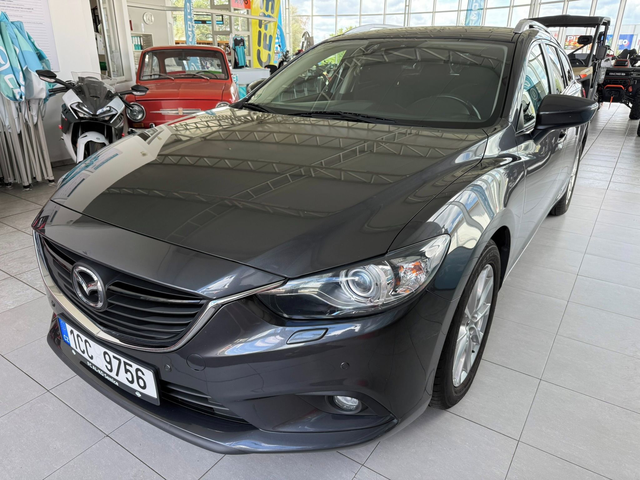 Mazda 6, 2.0 Skyactive-G 121 kW - fotka 3