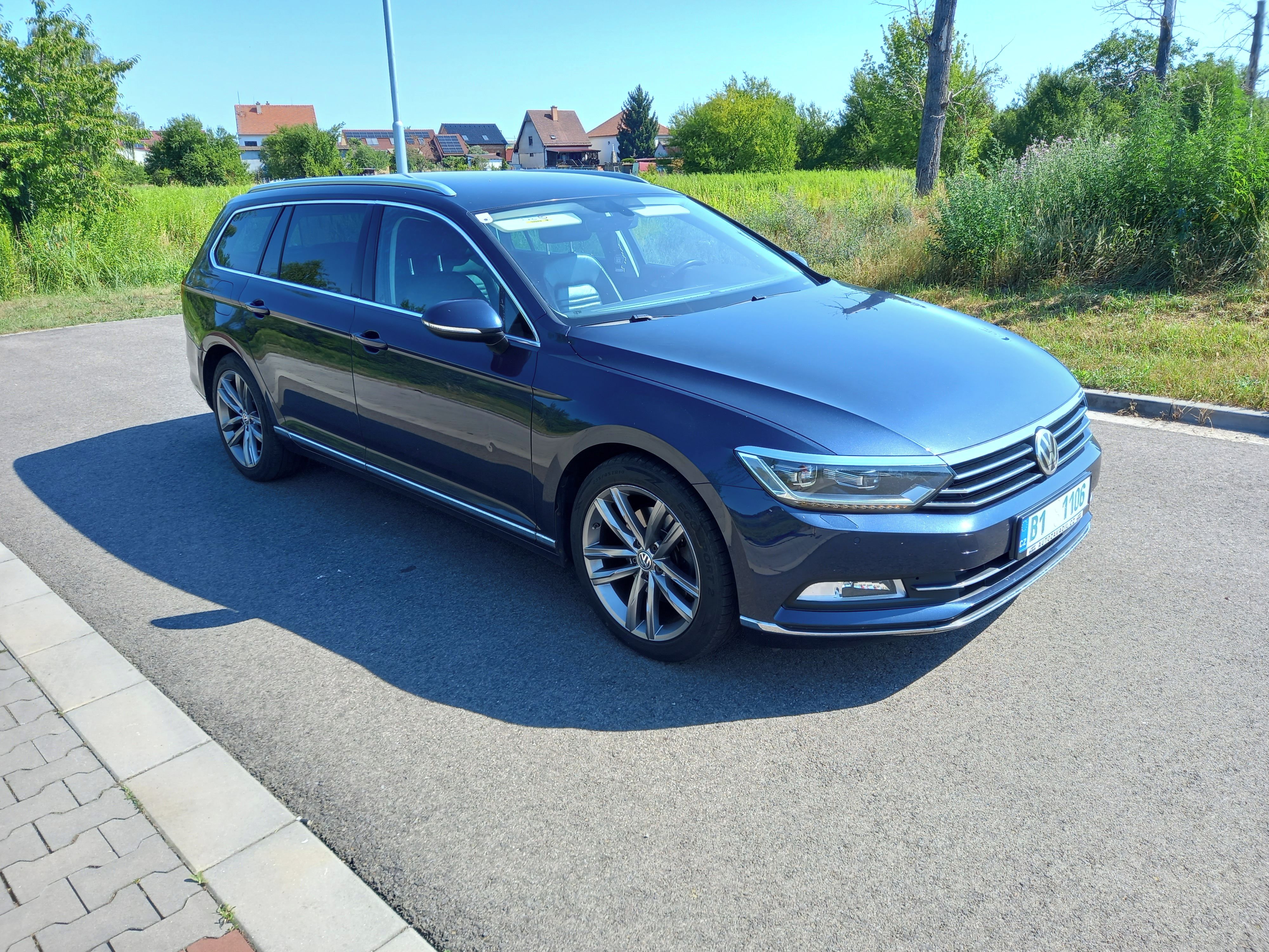 Volkswagen Passat, 2,0TDI-LED-ACC-HIGHLINE-AHK - fotka 3