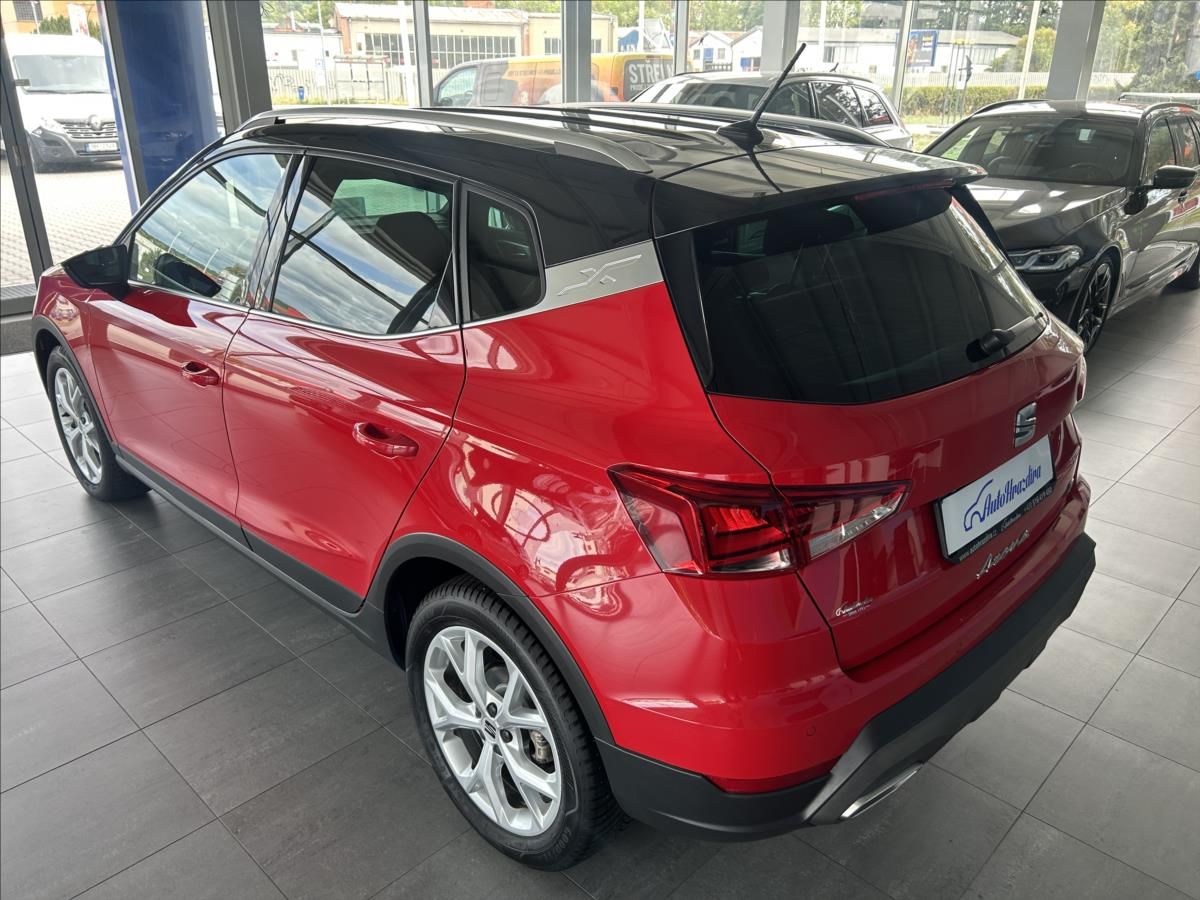 Seat Arona, 1,0   TSI 85kW,FR,SERVISKA,1.M - fotka 4