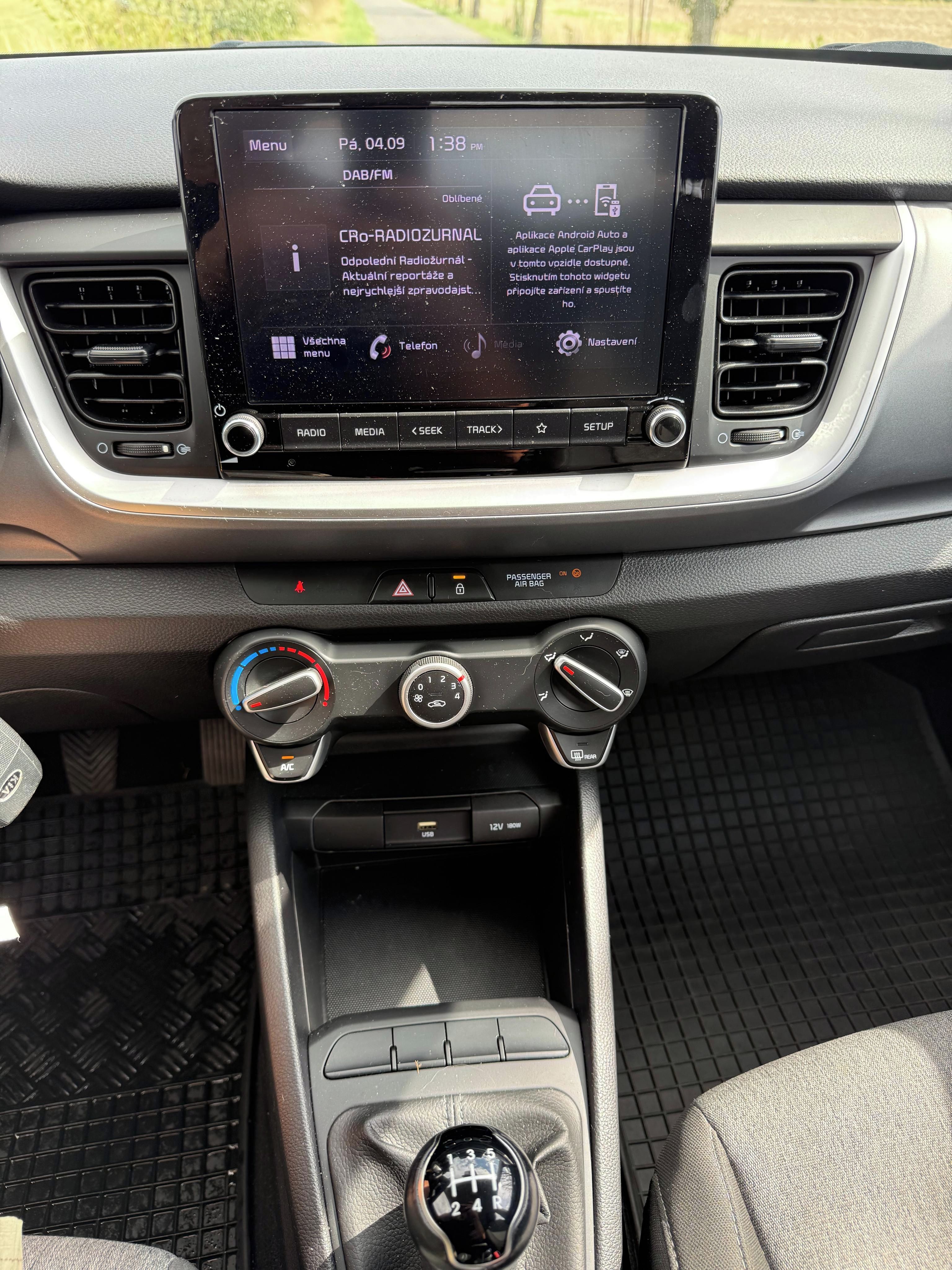 Kia Stonic, 1.2i 66700km 2021 - fotka 6