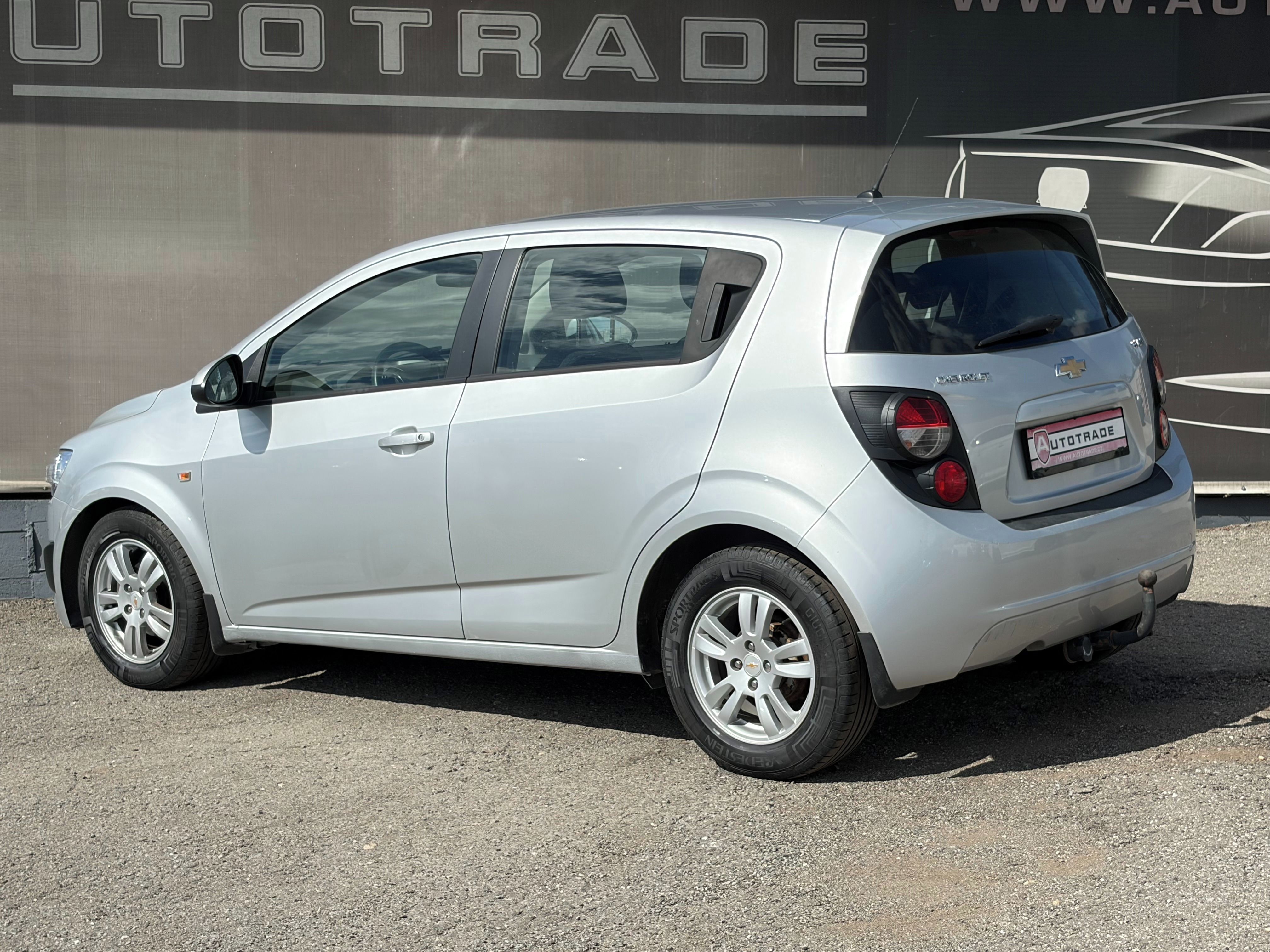 Chevrolet Aveo, 1.2i, 51kW, KLIMA, Tažné - fotka 3