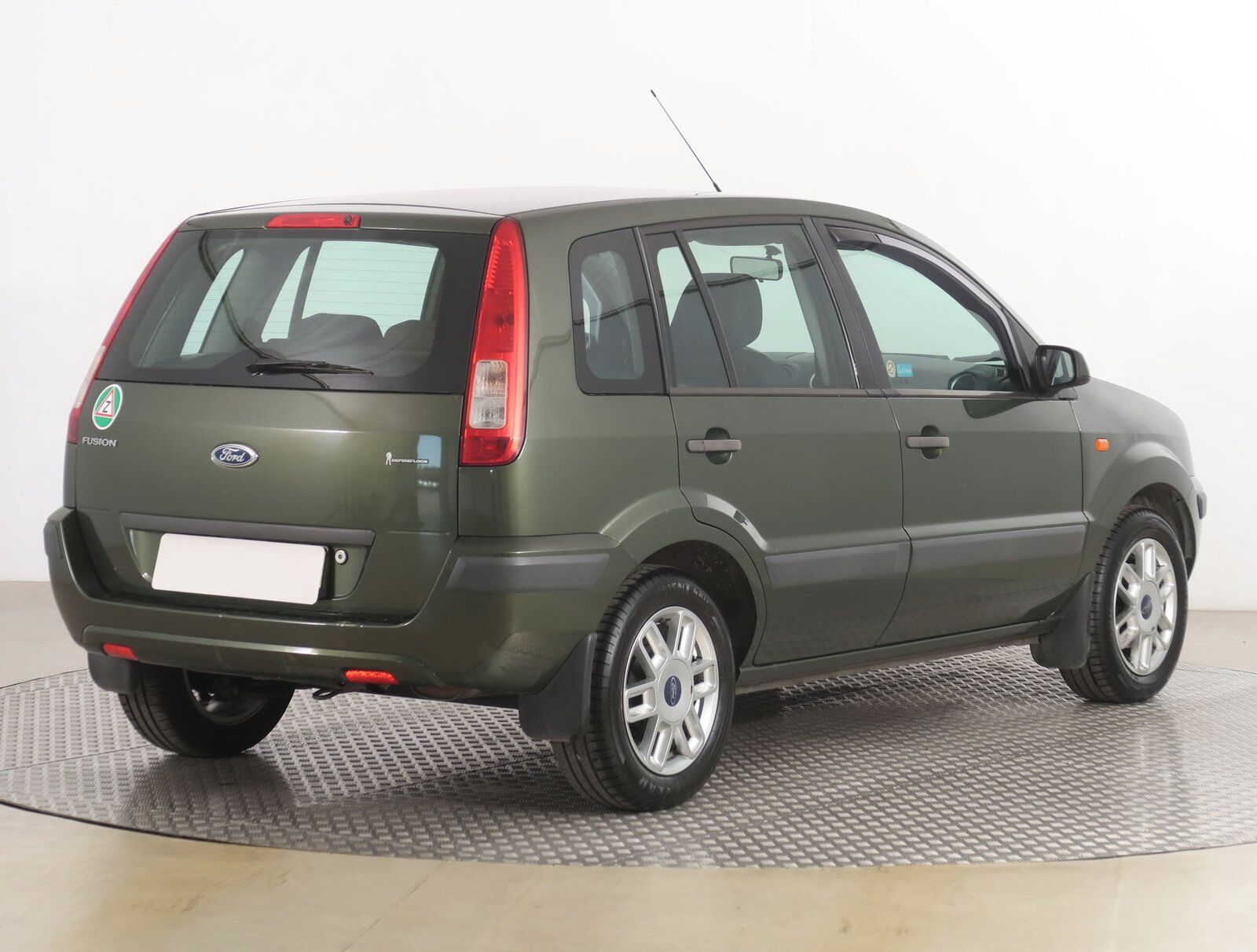 Ford Fusion, 1.4, po STK, jezdí výborně - fotka 5