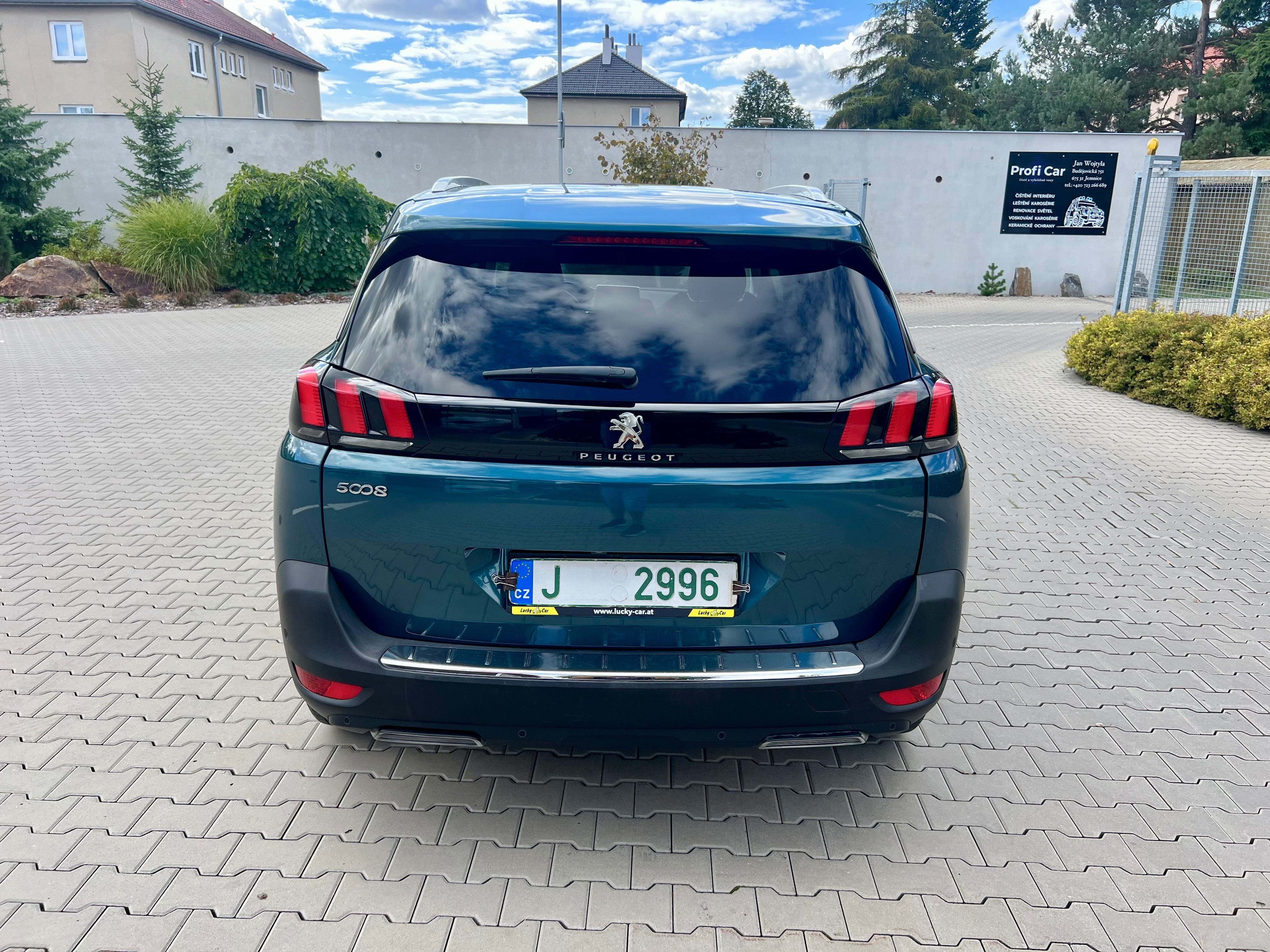 Peugeot 5008, 1,6 HDi 88kW Allure 7míst - fotka 6