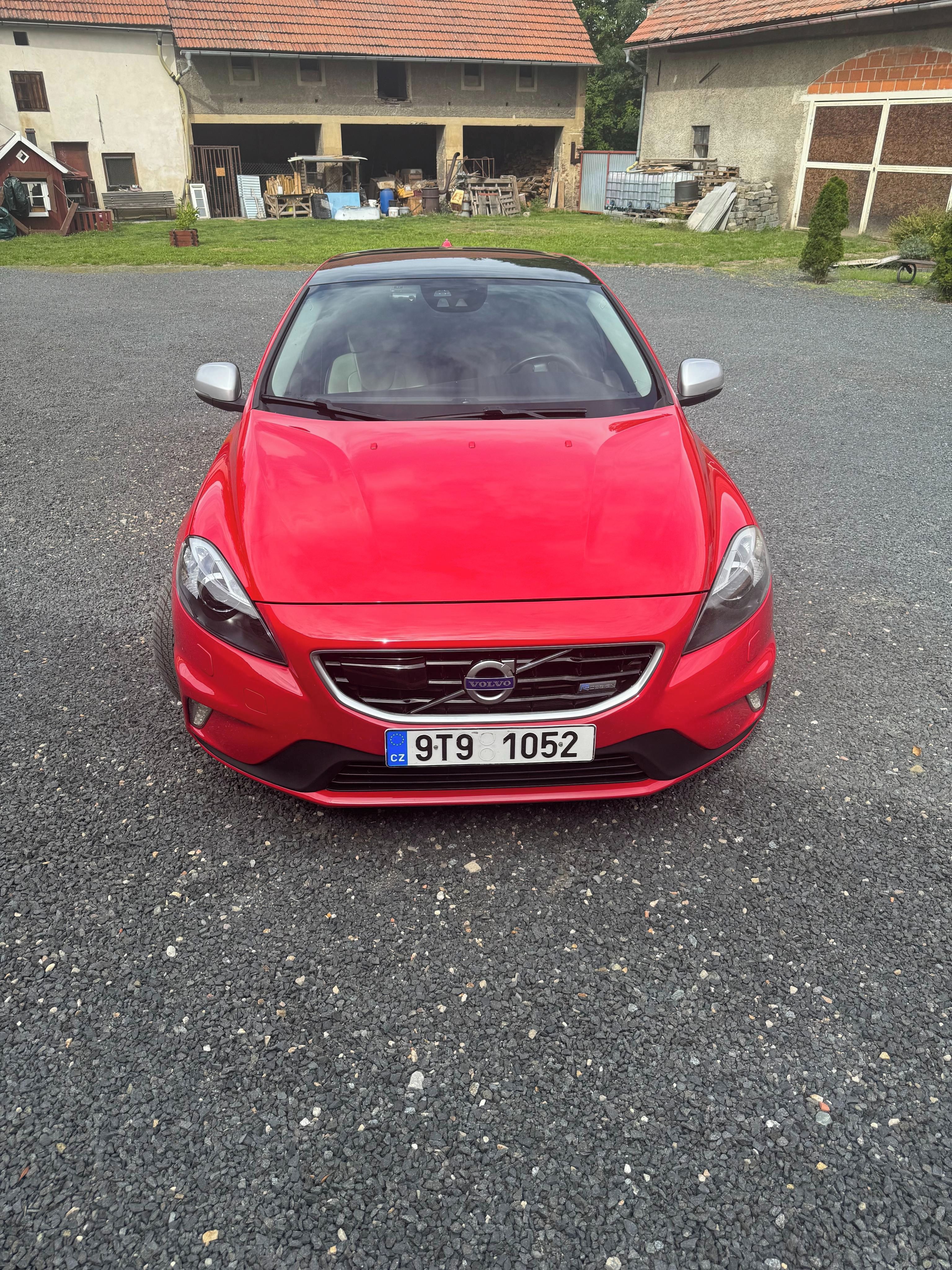 Volvo V40, Volvo V40 D2 R-Design, 2.0