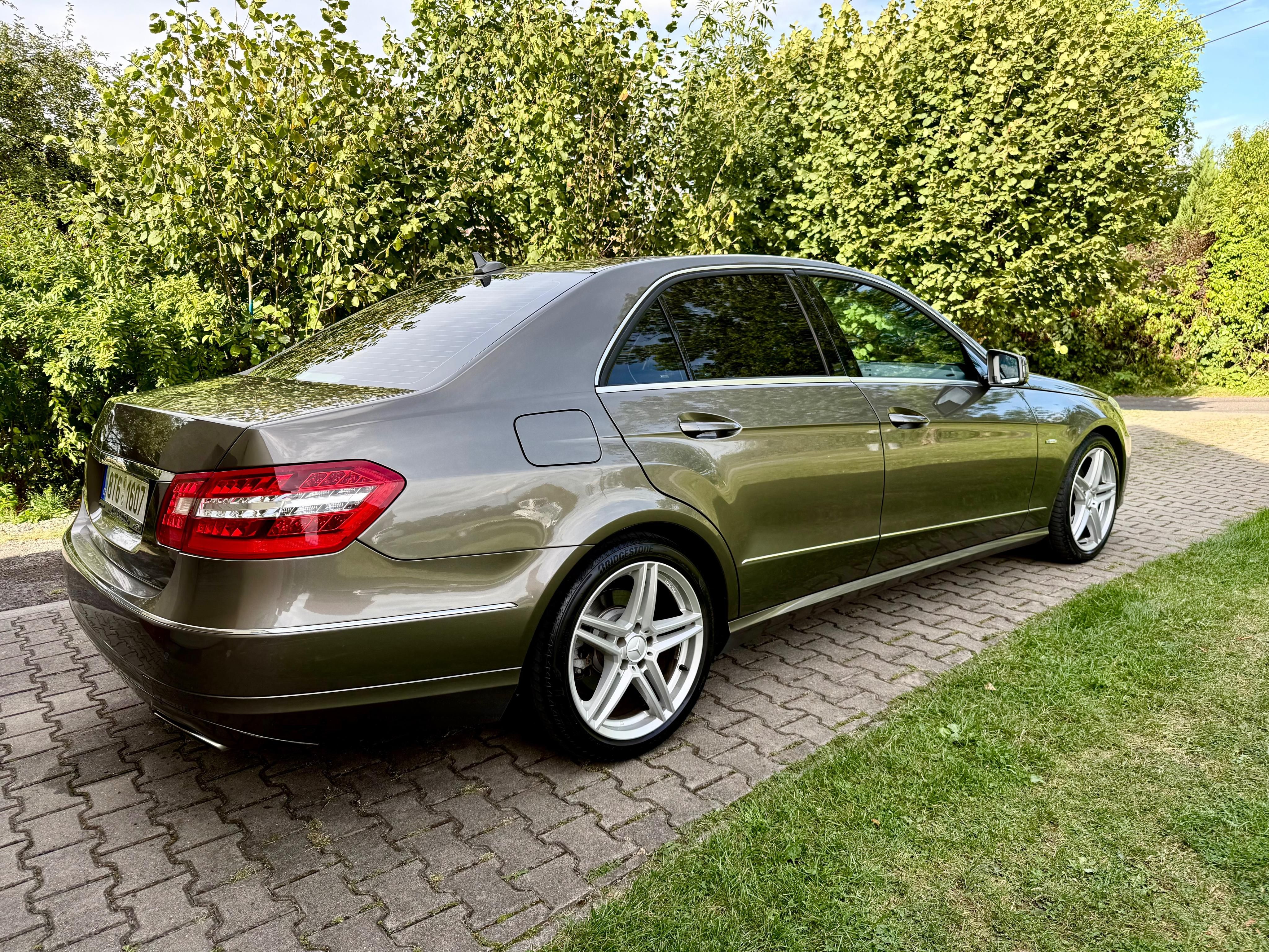 Mercedes-Benz Třídy E, W212 350CDI 195kW 4MATIC - fotka 4