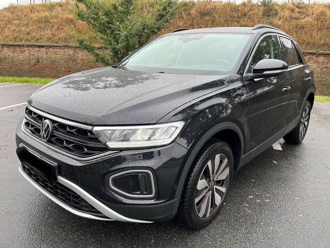Volkswagen T-Roc, 1.0 TSI OPF Move, 12/2023 - fotka 2