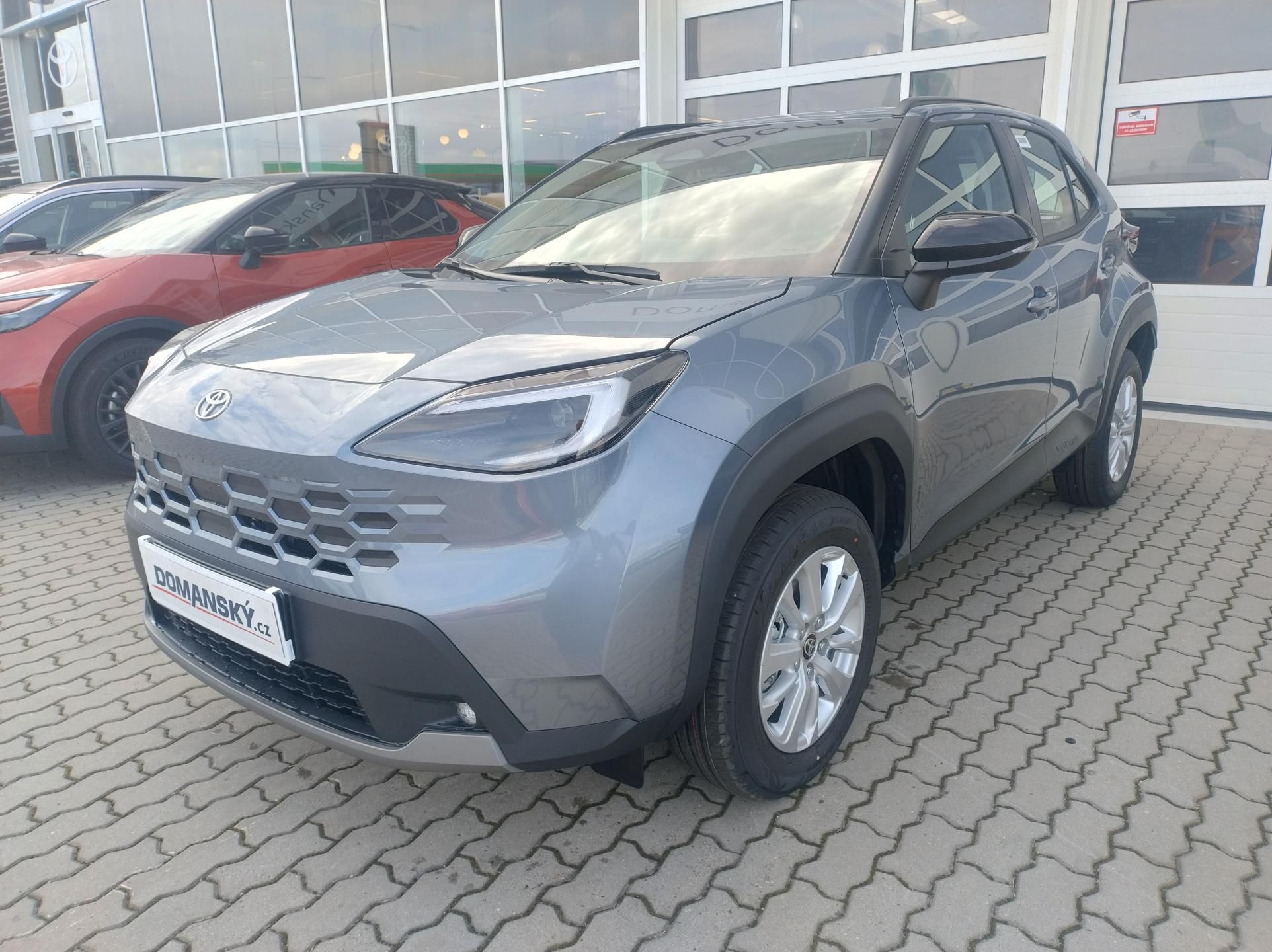 Toyota Yaris Cross, 1.5 FHEV Comfort Winter - fotka 2