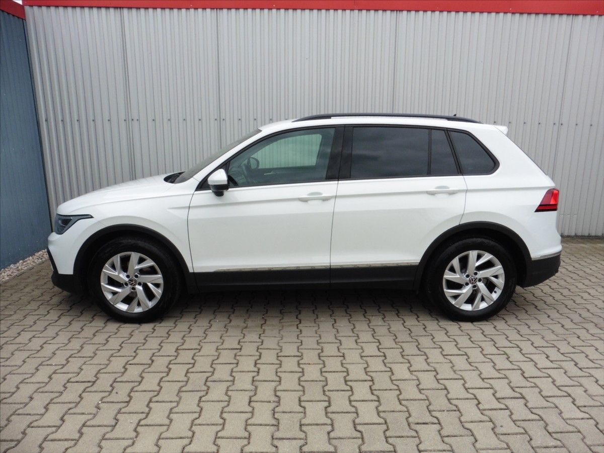 Volkswagen Tiguan, 2,0 TDi Life DSG Navi - fotka 5
