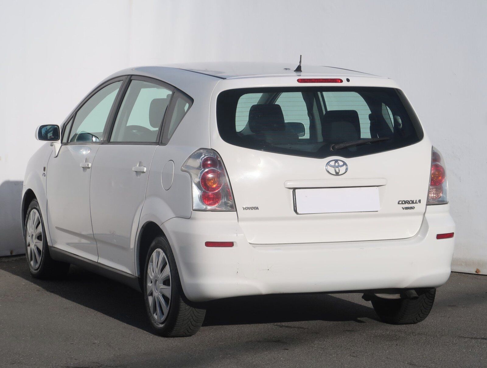Toyota Corolla Verso, 2.0 D-4D, 7 míst - fotka 4