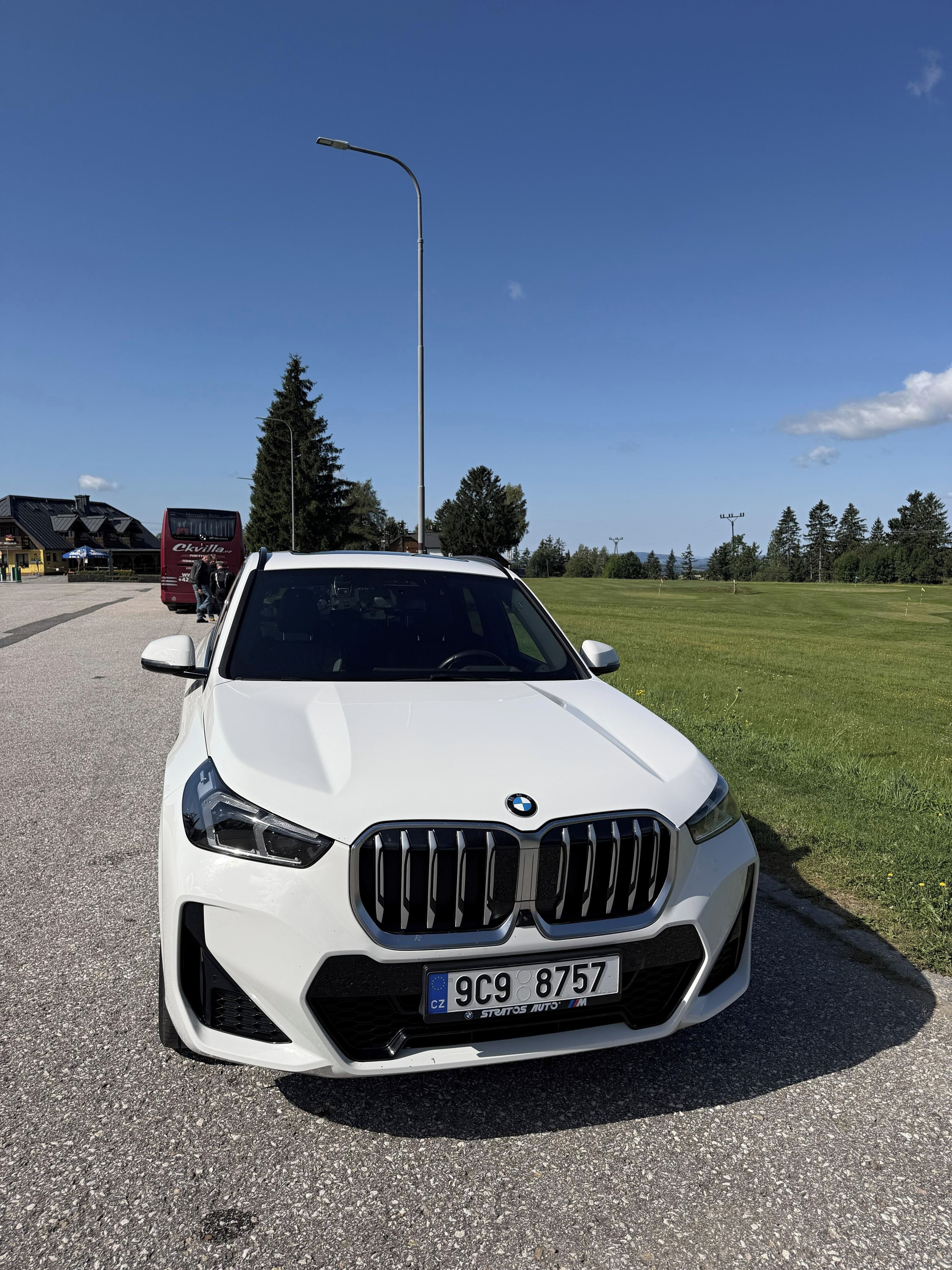 BMW X1, xDrive23i M Sport | DPH | HUD - fotka 6