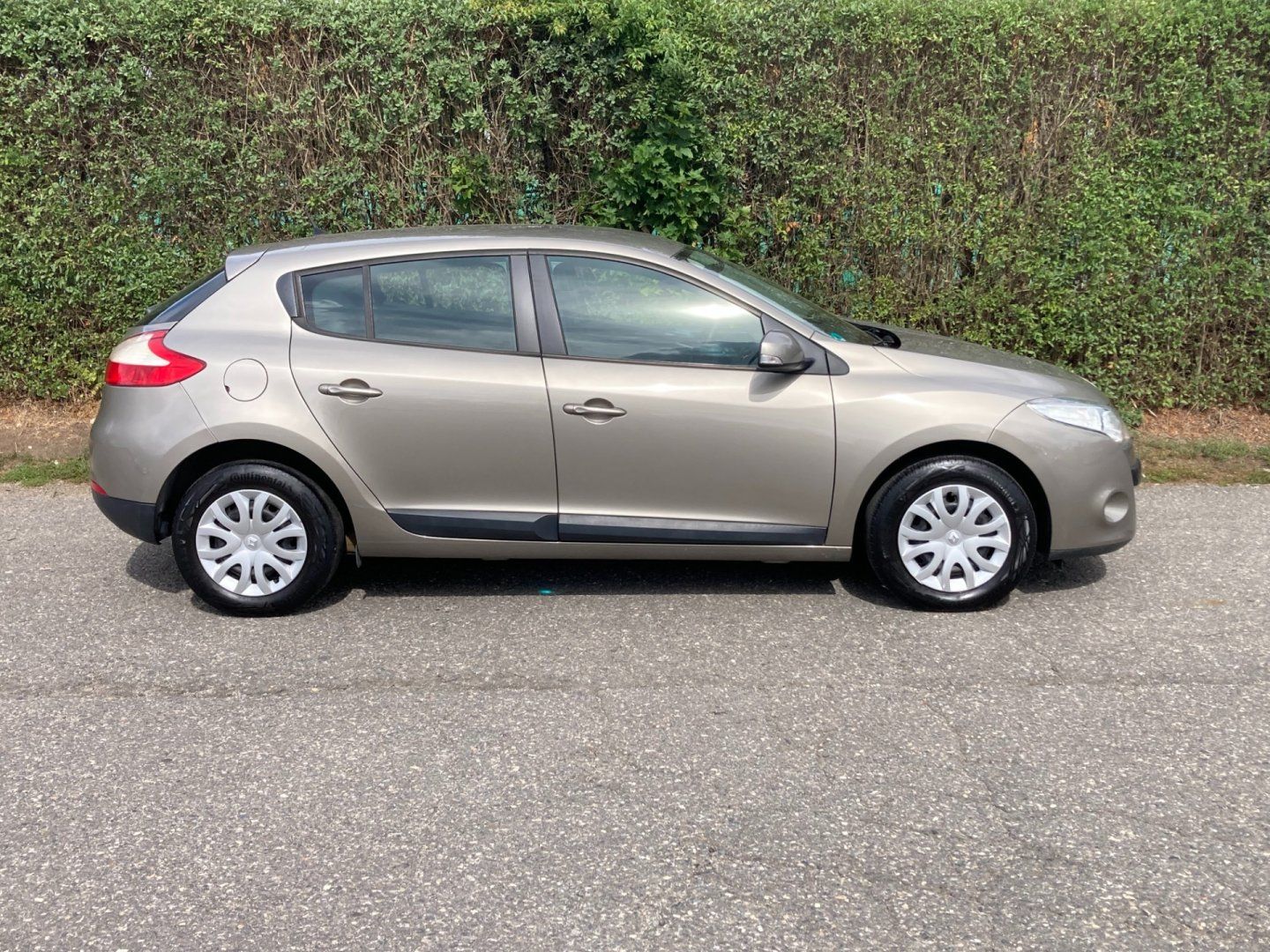 Renault Mégane, 1.6 16V 74kW klima - fotka 2