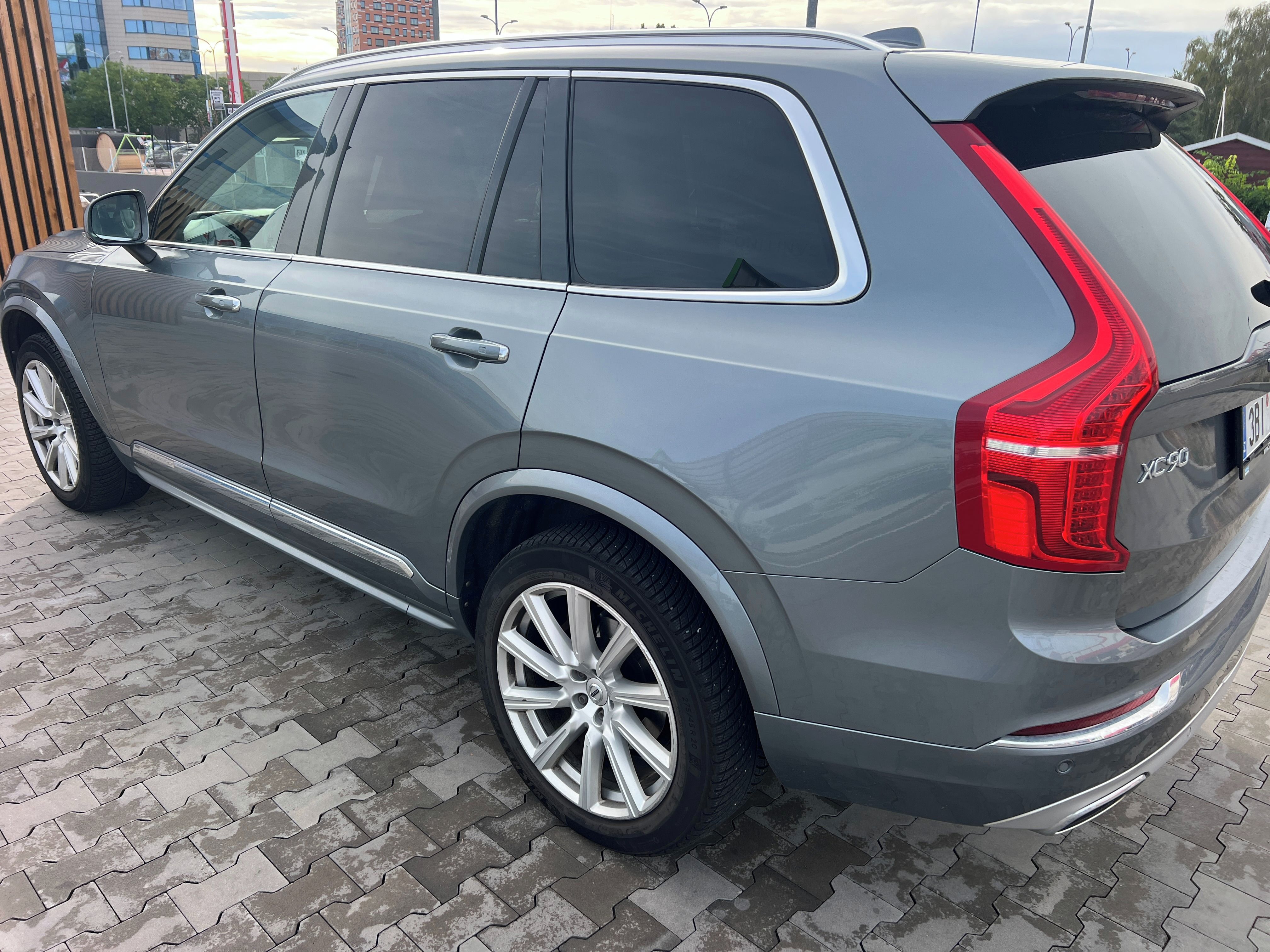 Volvo XC90, Volvo XC90 D5 AWD Inscription. - fotka 3