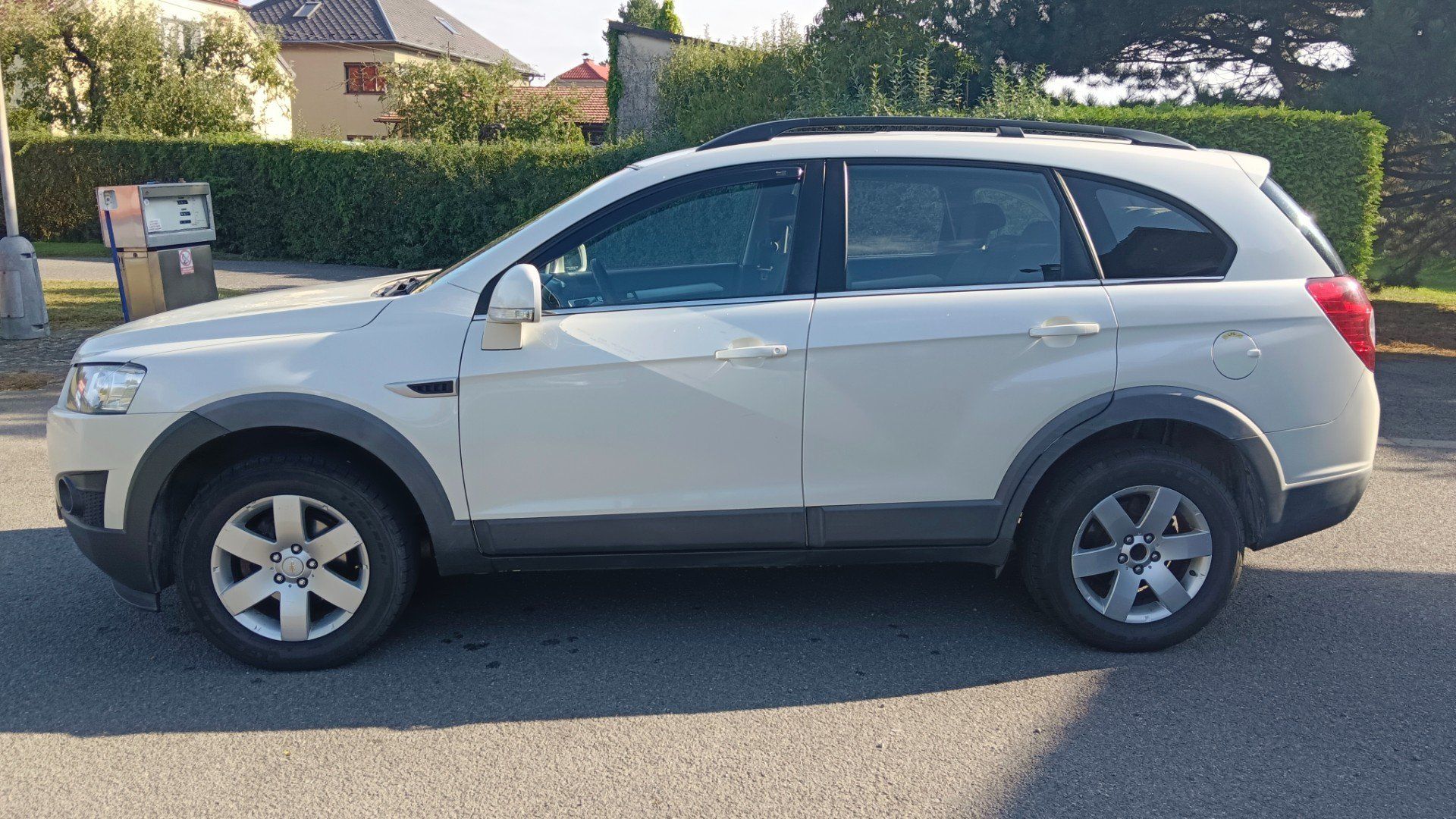 Chevrolet Captiva, 2.4  LPG - fotka 2