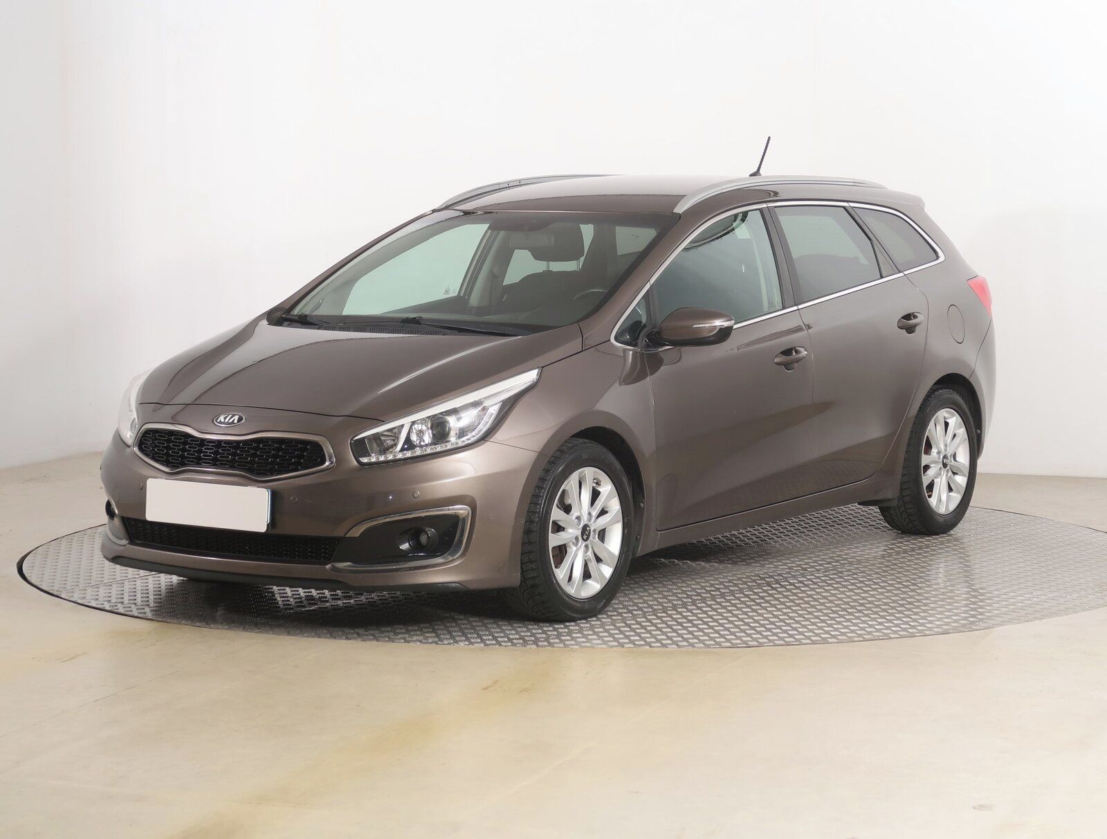 Kia Cee´d, 1.0 T-GDI, Serv.kniha - fotka 2