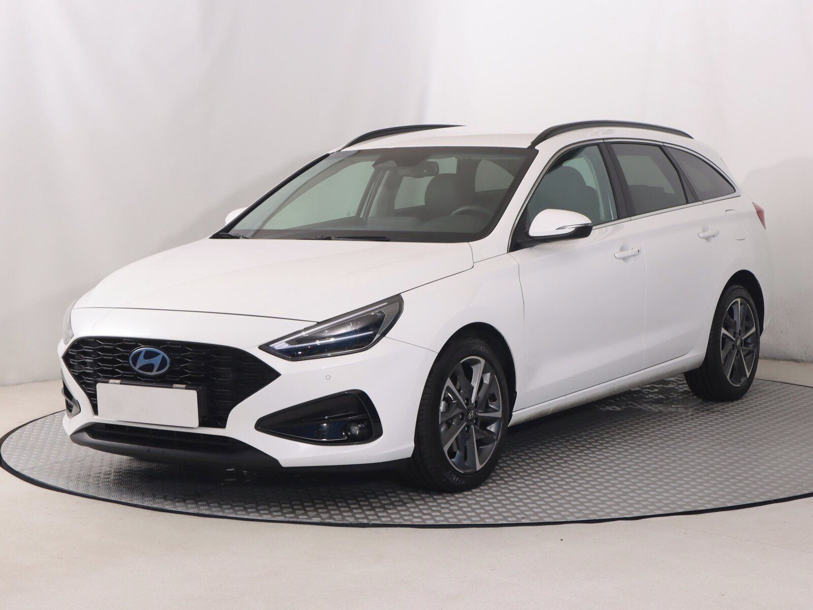 Hyundai i30, 1.5 T-GDI MHEV 48V, Premium - fotka 2
