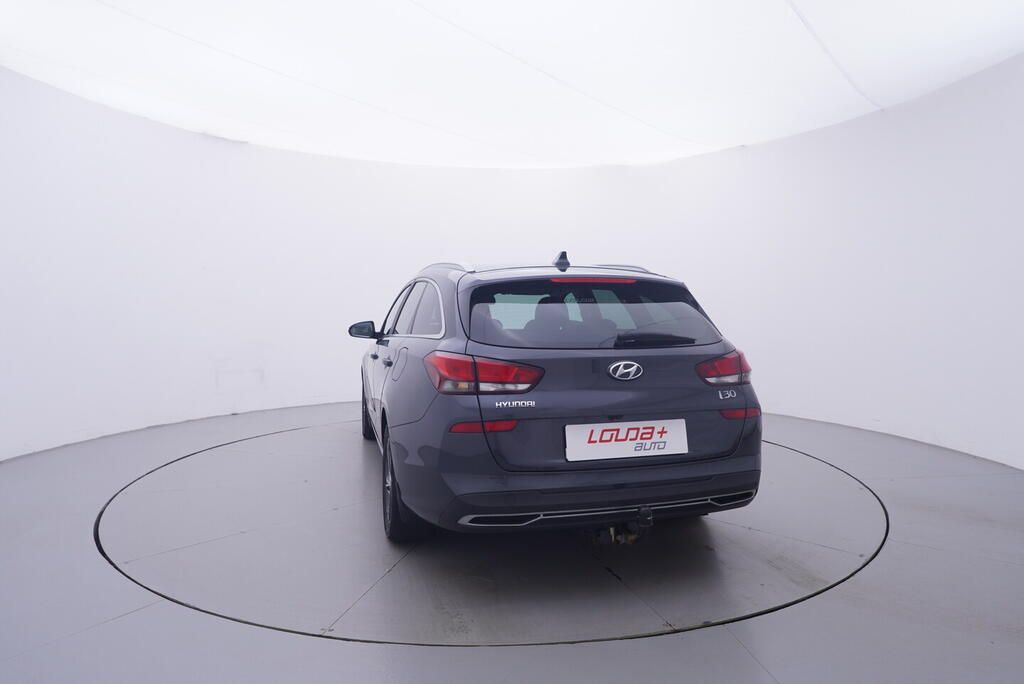 Hyundai i30, Smart 1.5 T-GDI 117 kW - fotka 4