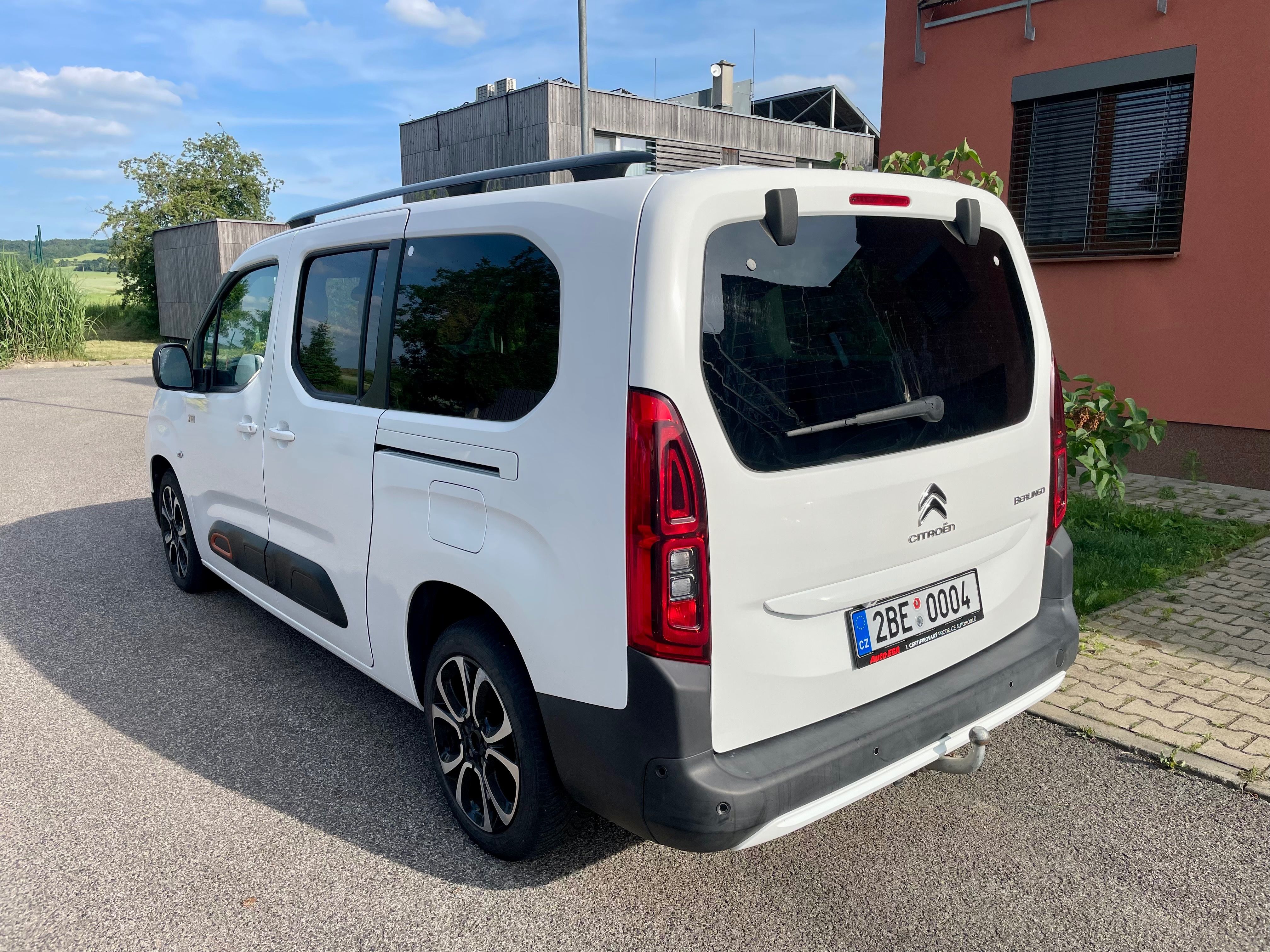 Citroën Berlingo, XL 1.5 BlueHDi EAT8 - fotka 3