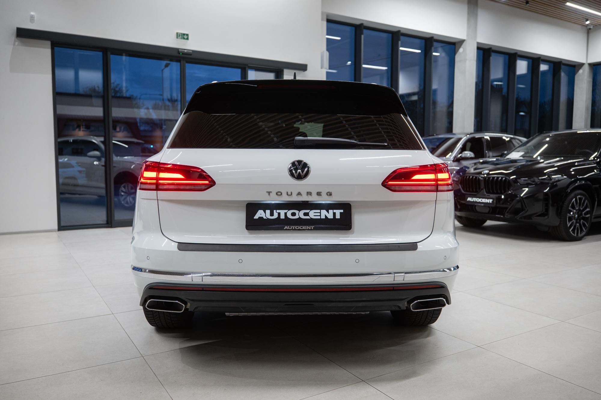 Volkswagen Touareg, 3.0TDI 210KW 4X4 1ČR TAŽNÉ TOP - fotka 6