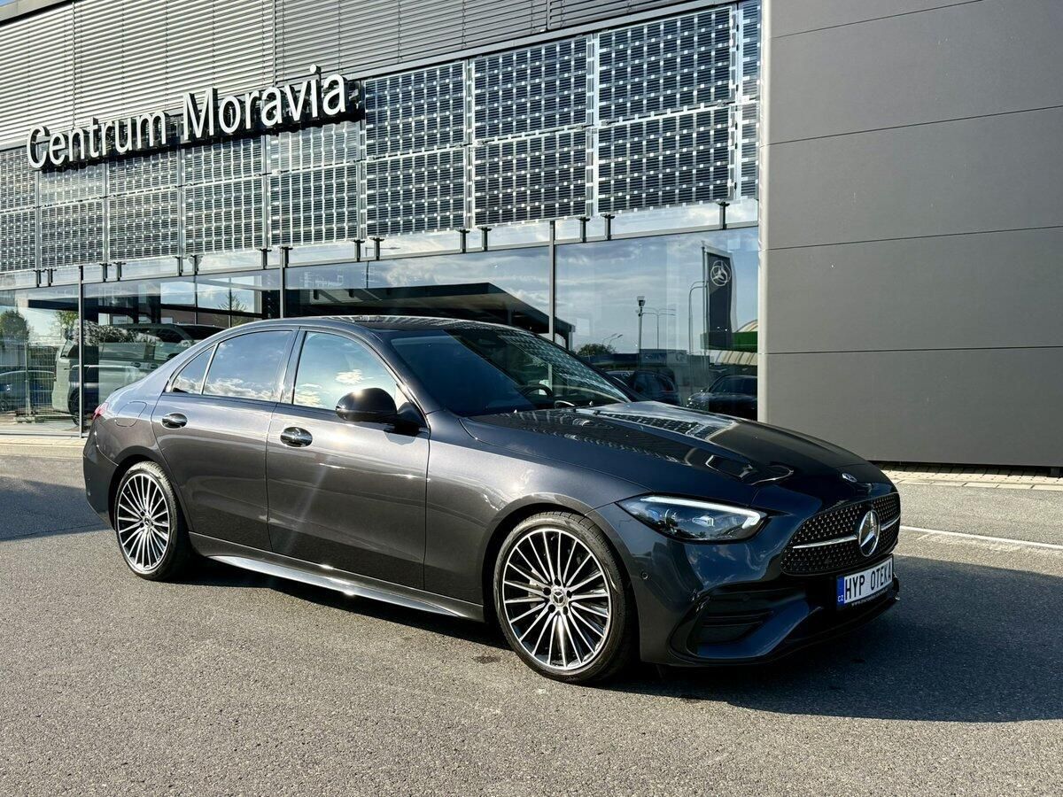 Mercedes-Benz Třídy C, 300 4MATIC