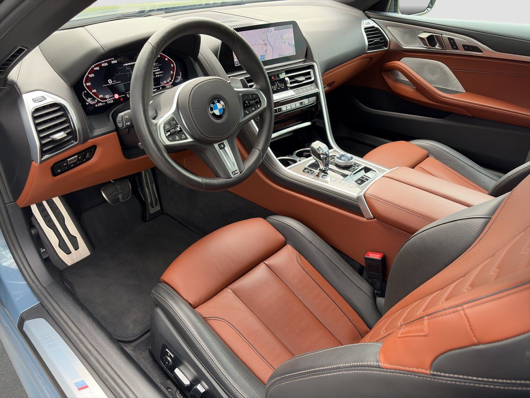 BMW Řada 8, xDrive, Cabrio - fotka 5