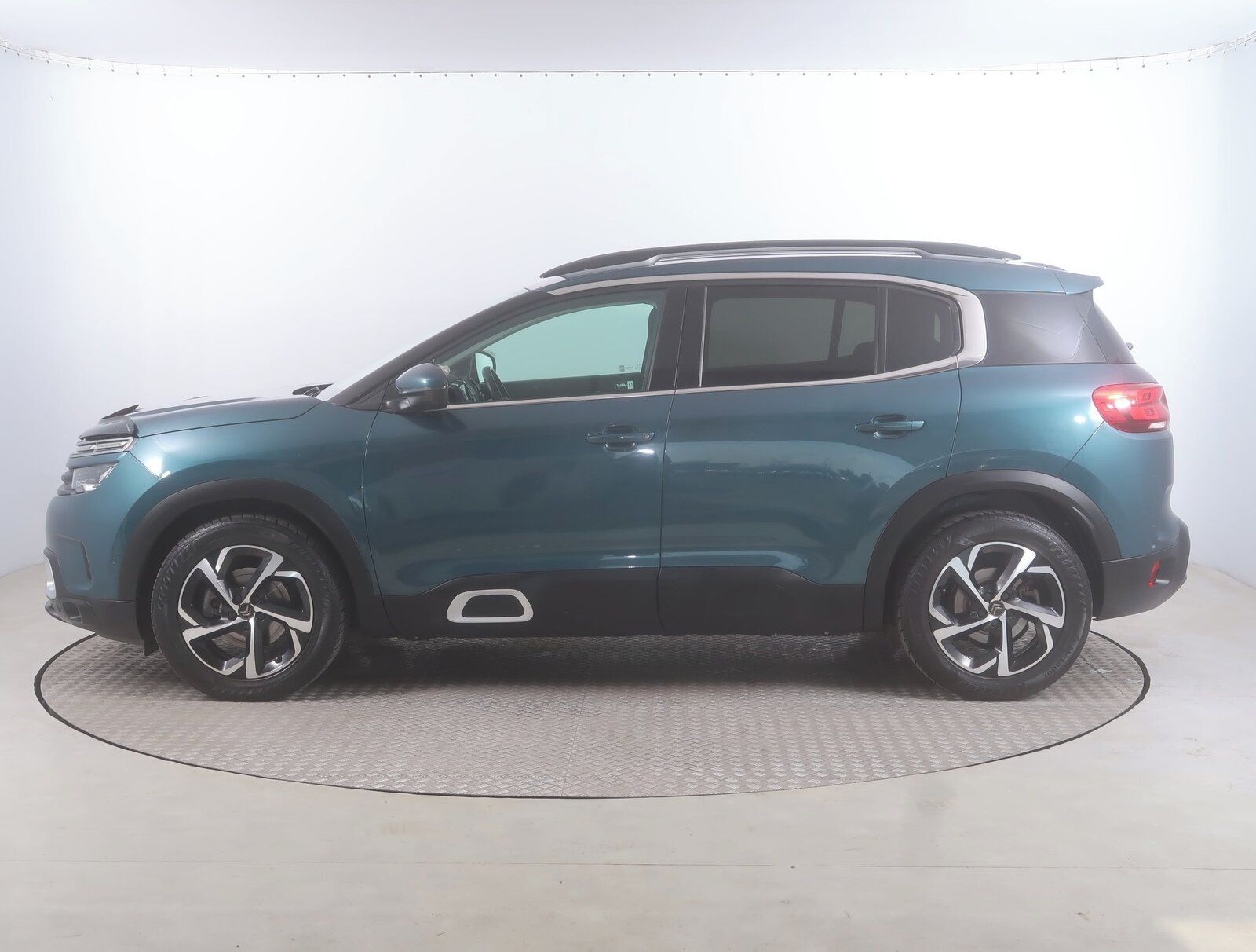 Citroën C5 Aircross, BlueHDi 130, Serv.kniha - fotka 3