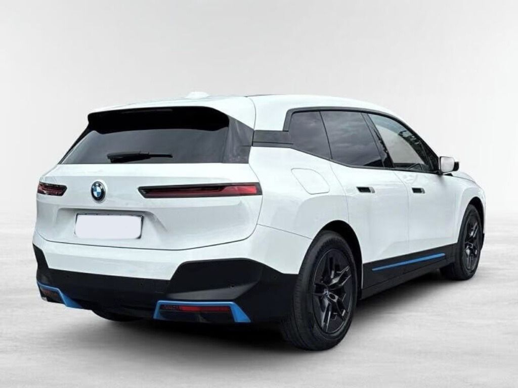 BMW iX, xDrive 40*Kůže*360° kamera - fotka 2