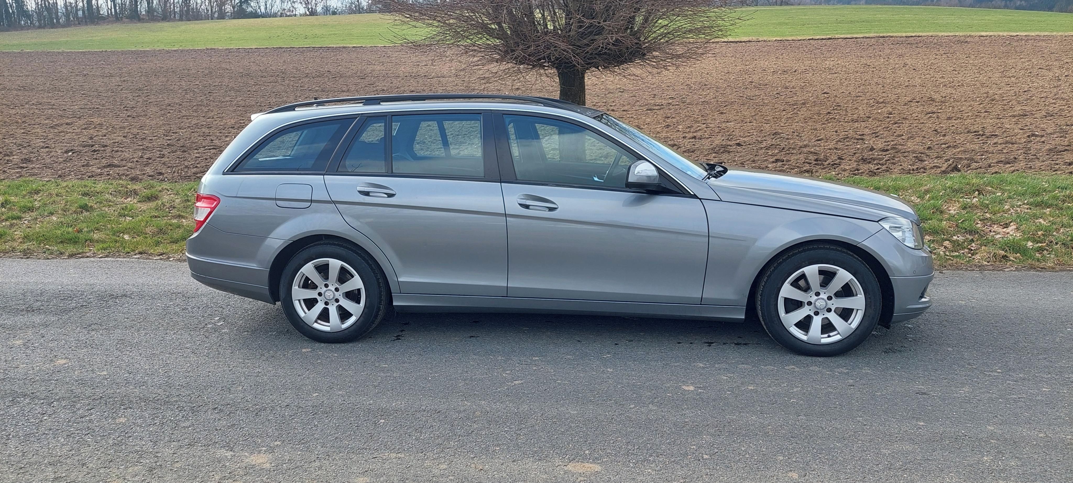 Mercedes-Benz Třídy C, MERCEDES BENZ C 200 CDI 2008 - fotka 4