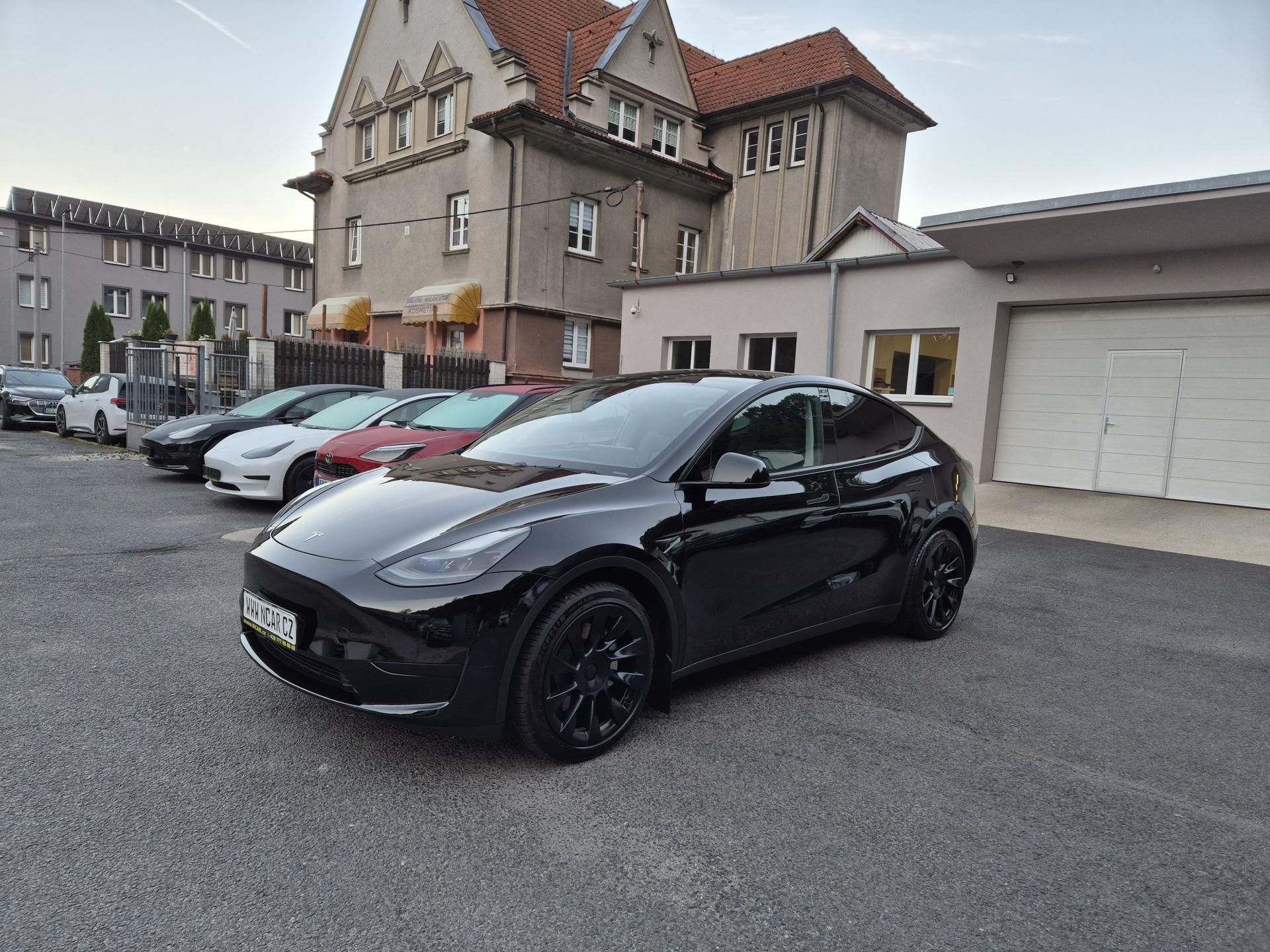 Tesla Model Y, RWD 235kw 95,3 % - fotka 2