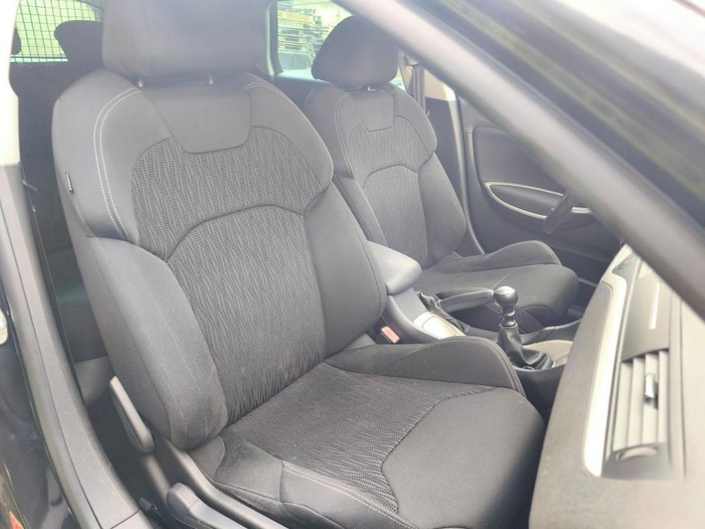 Citroën C5, 2,0HDi 103kW+ALU+ZÁRUKA KM - fotka 5
