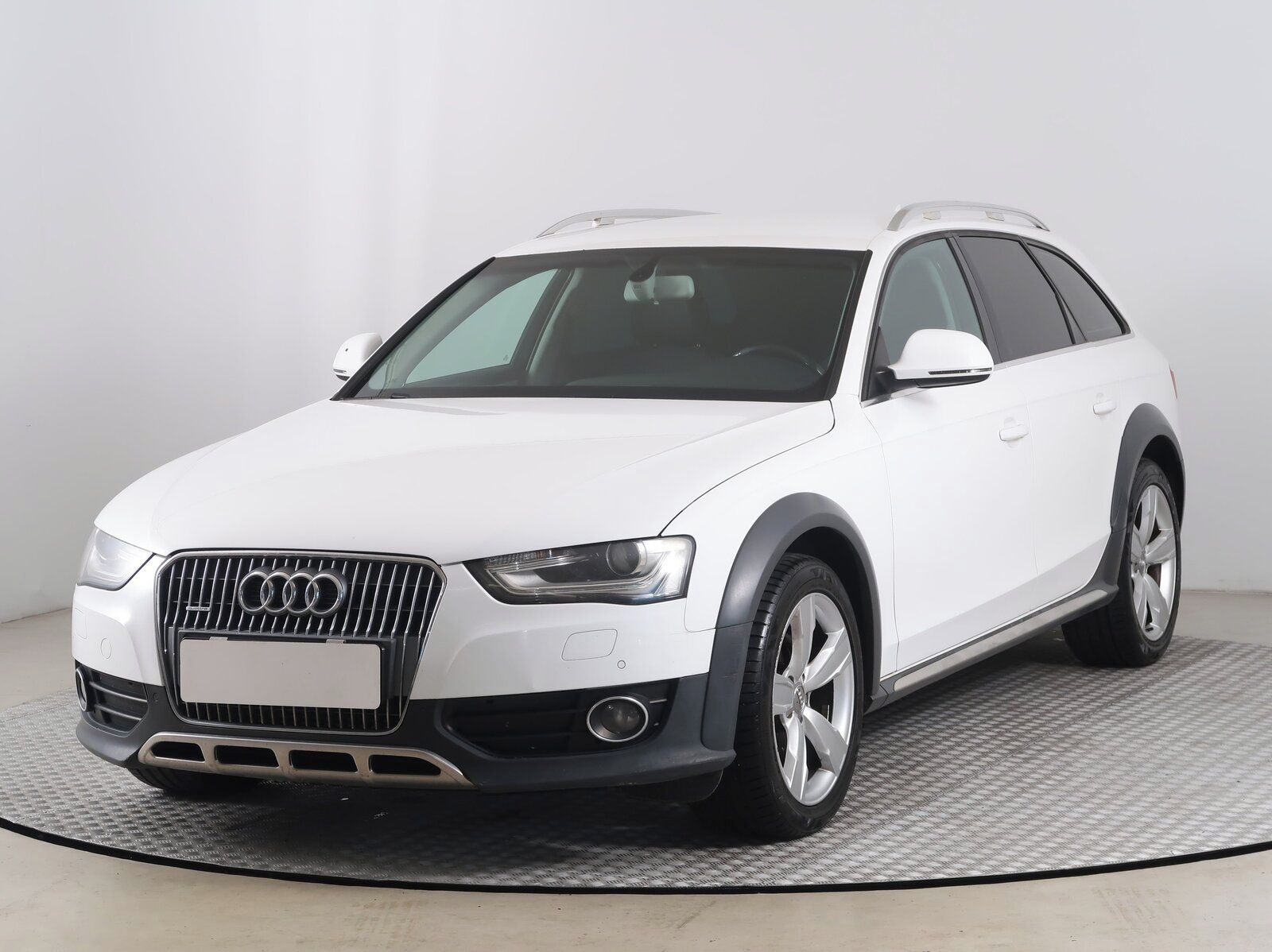 Audi A4 allroad, 2.0 TDI, 4X4, Automat - fotka 2