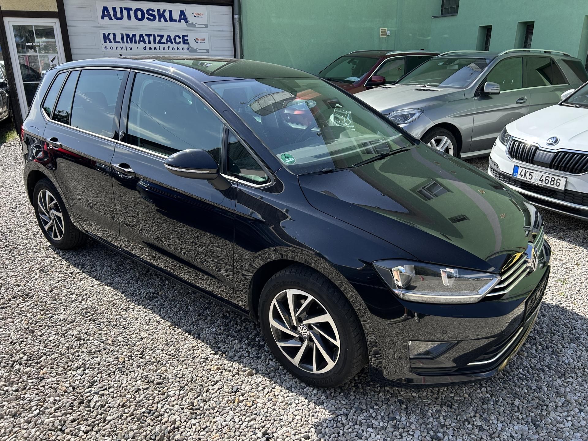 Volkswagen Golf Sportsvan, 1.2 TSi 81 KW naj.140 tis km - fotka 5