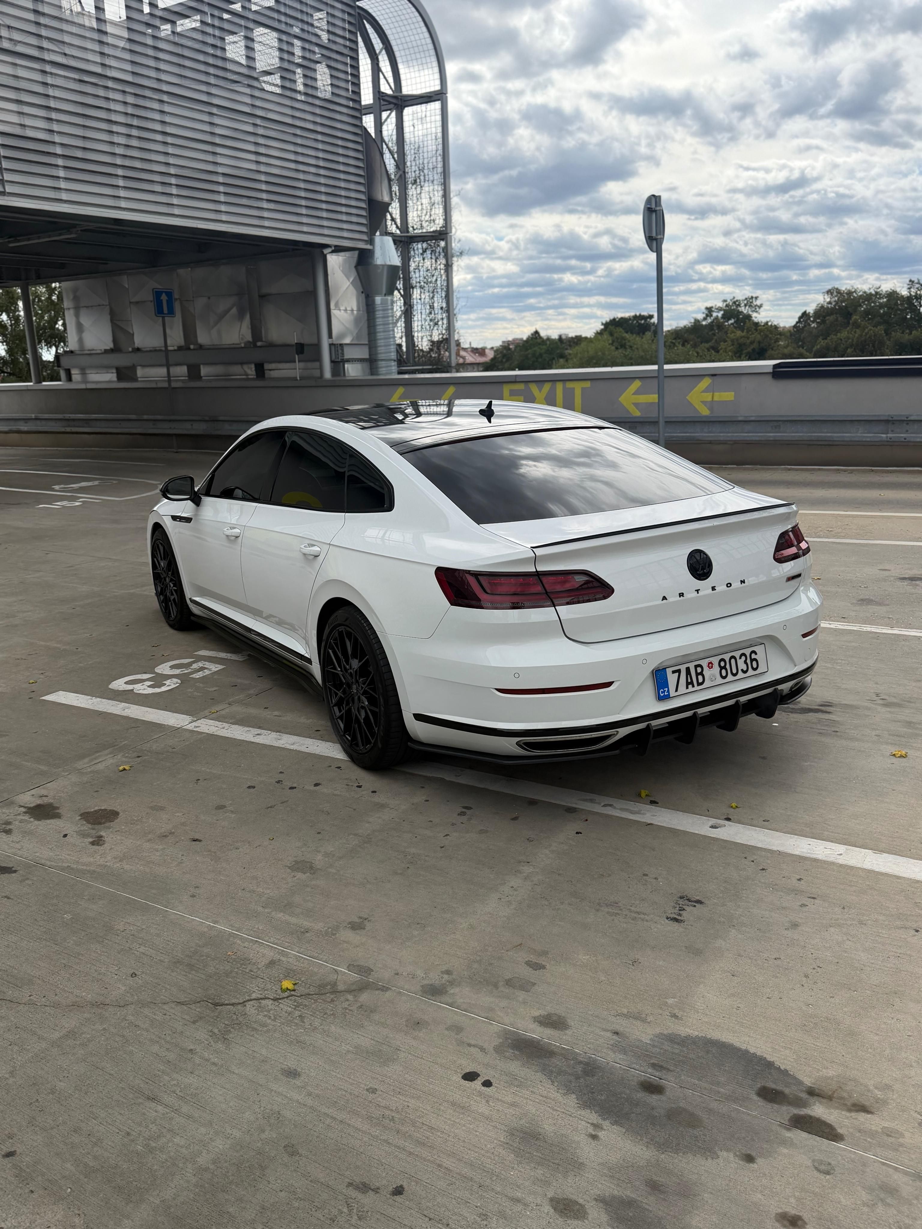 Volkswagen Arteon, Volkswagen Arteon 2.0 176kw - fotka 2