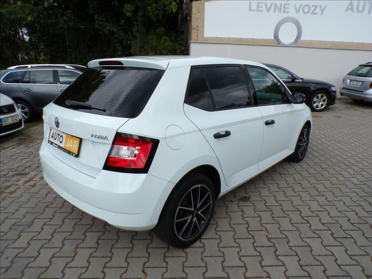 Škoda Fabia, 1,0 MPI  KLIMATIZACE - fotka 5