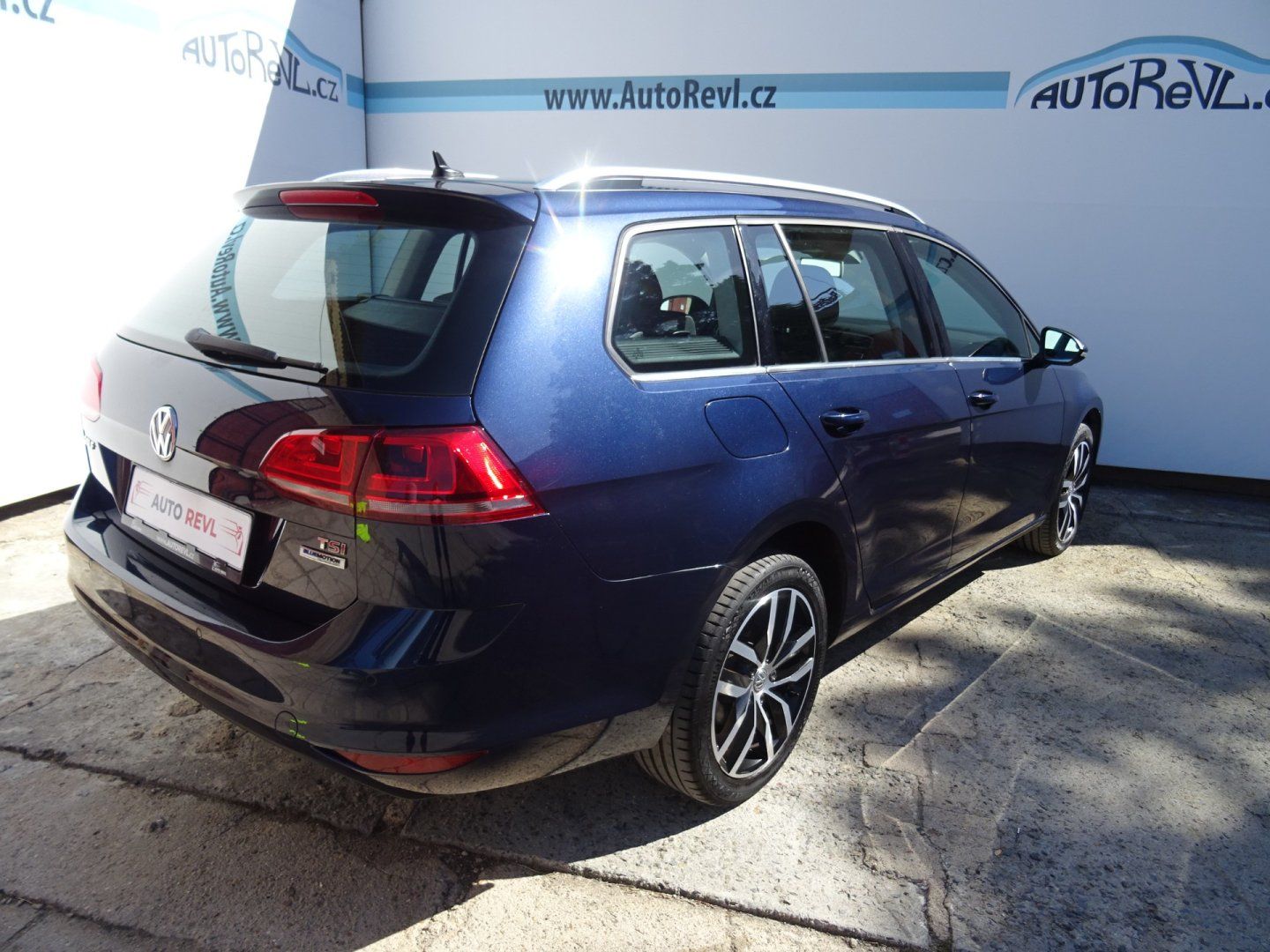 Volkswagen Golf, 1.4i,110kW,1maj,s.kniha,navi - fotka 4