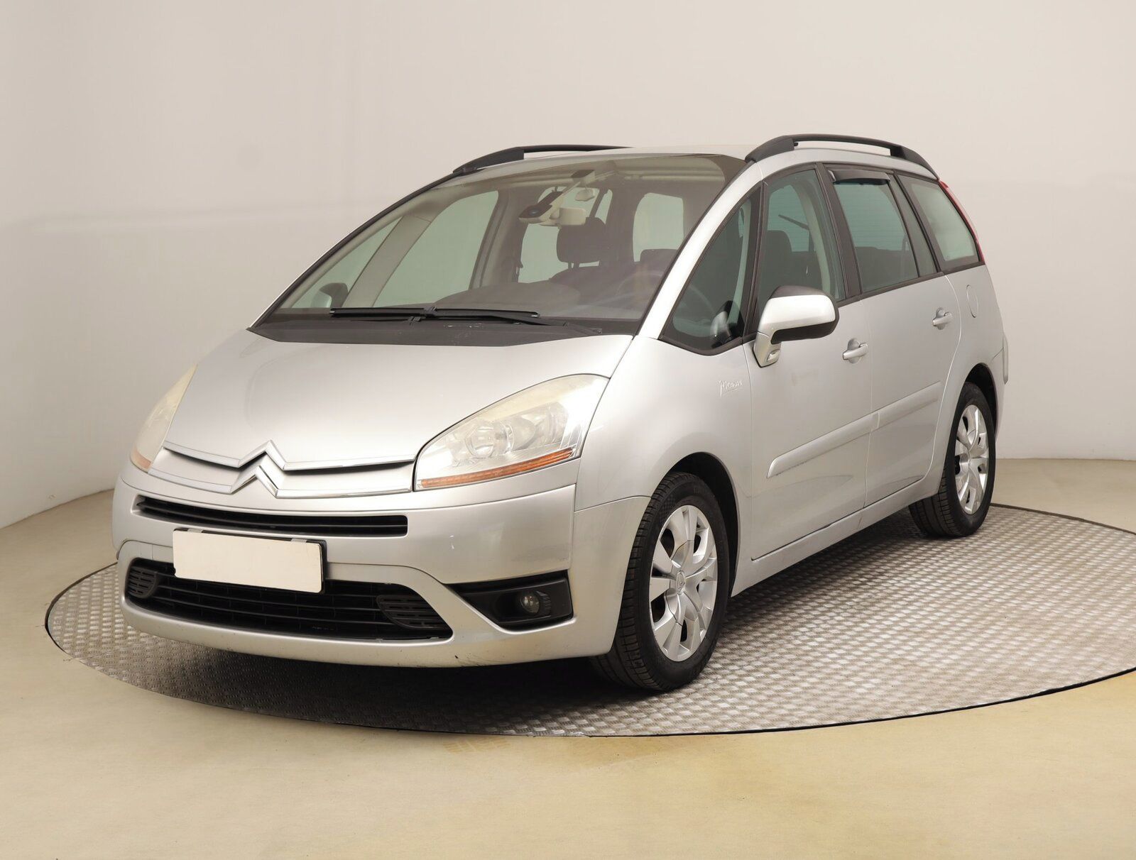 Citroën Grand C4 Picasso, 1.6 HDi, 7 míst, po STK, Klima - fotka 2