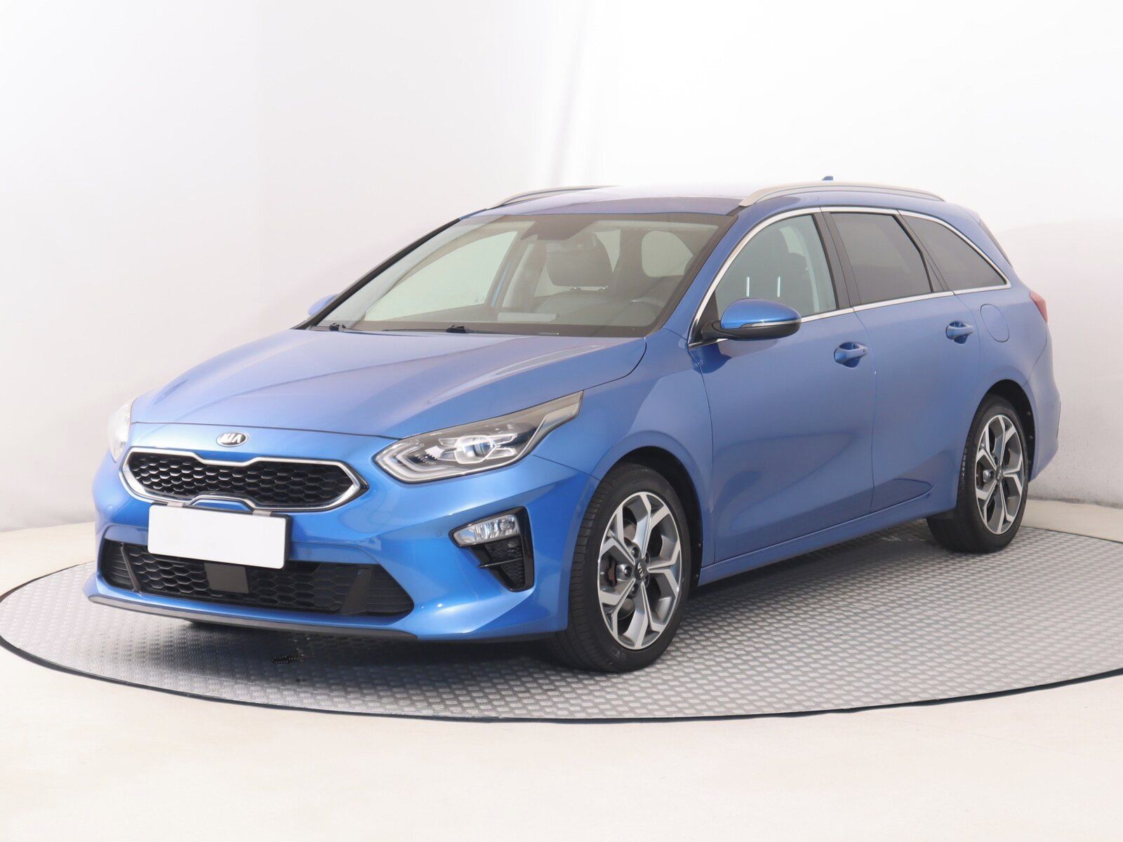 Kia Cee´d, 1.5 T-GDI, Automat, Serv.kniha - fotka 2