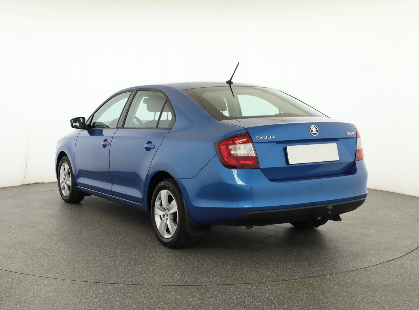 Škoda Rapid, 1.0 TSI, Ambition, Serv.kniha - fotka 4