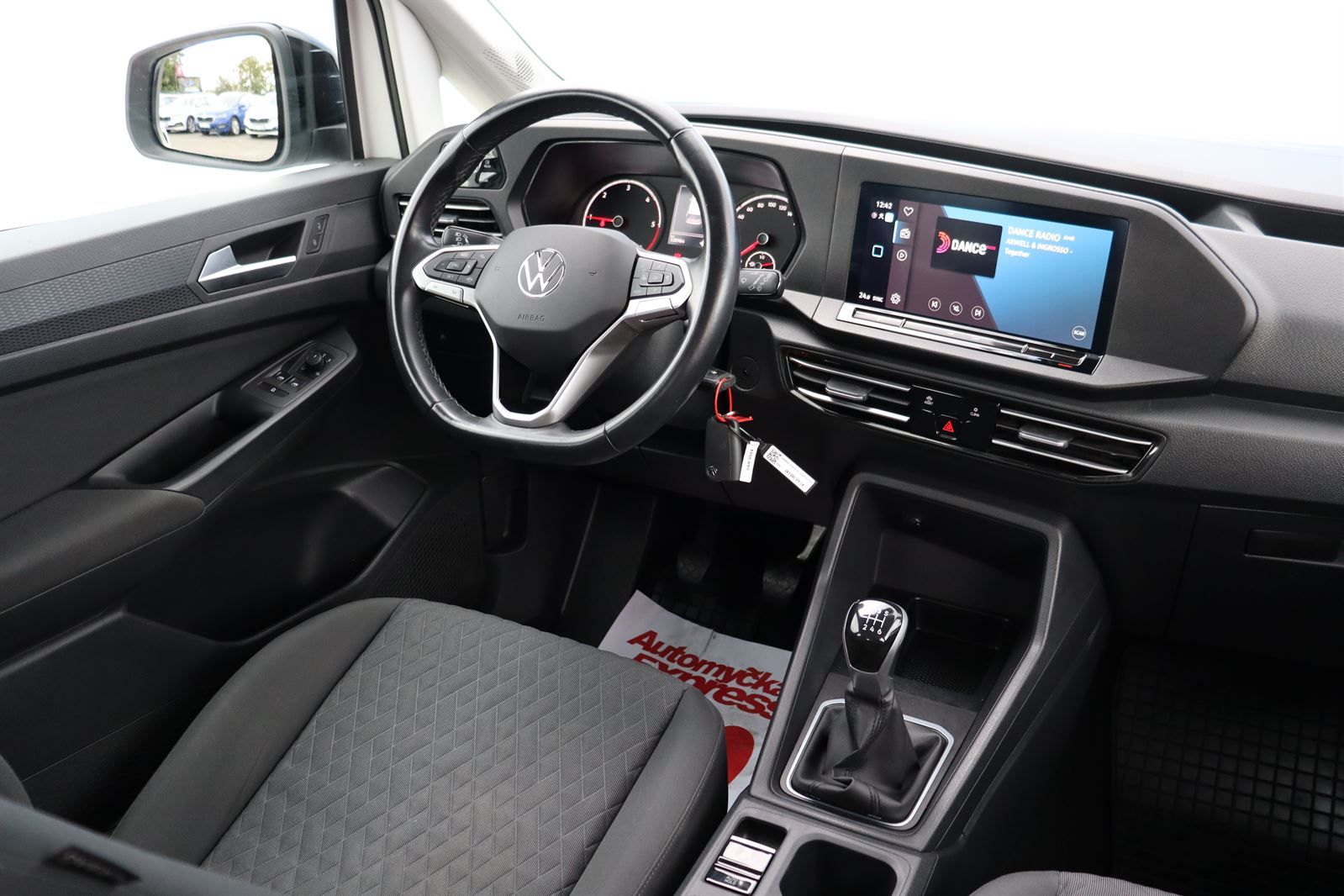 Volkswagen Caddy, 2.0 TDI Life - fotka 5