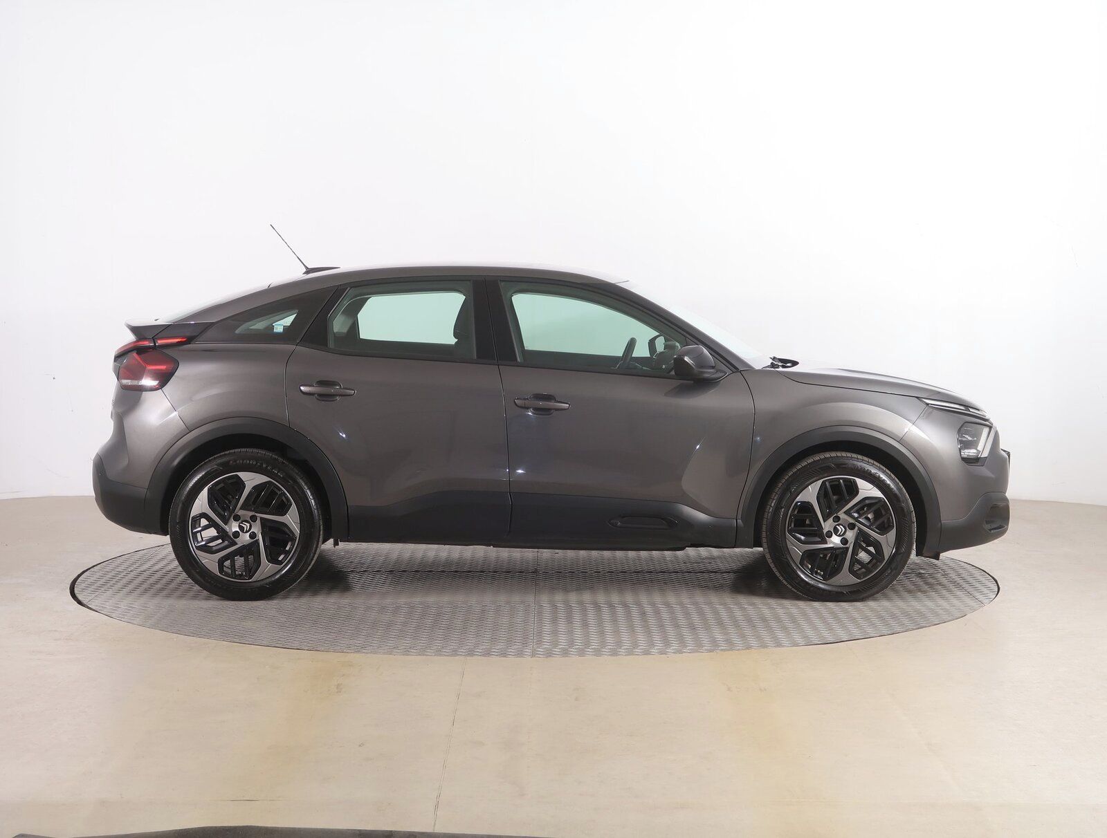 Citroën C4, 1.2 PureTech, Feel, Automat - fotka 6