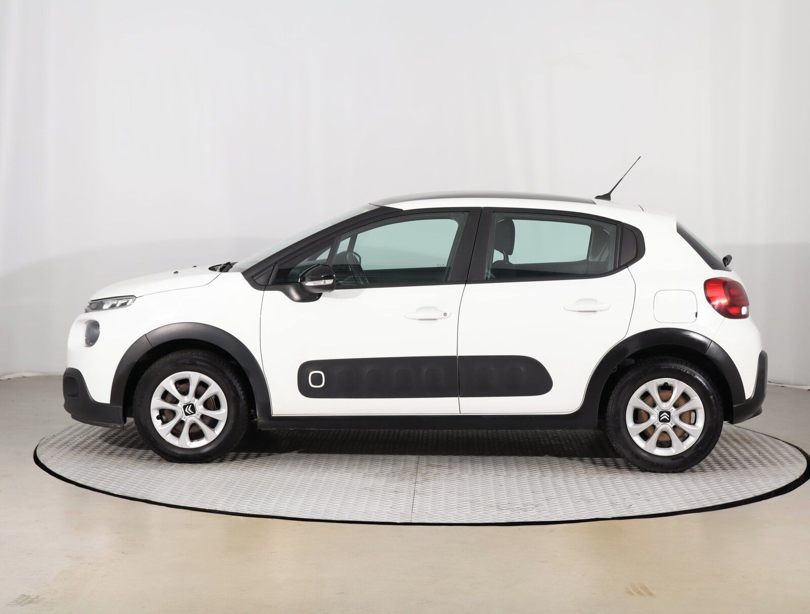 Citroën C3, 1.2 PureTech - fotka 3