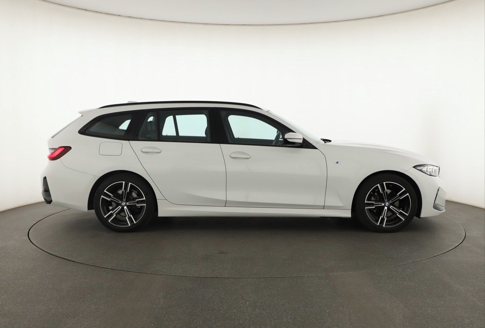 BMW Řada 3, 320 d xDrive, M Sport - fotka 6